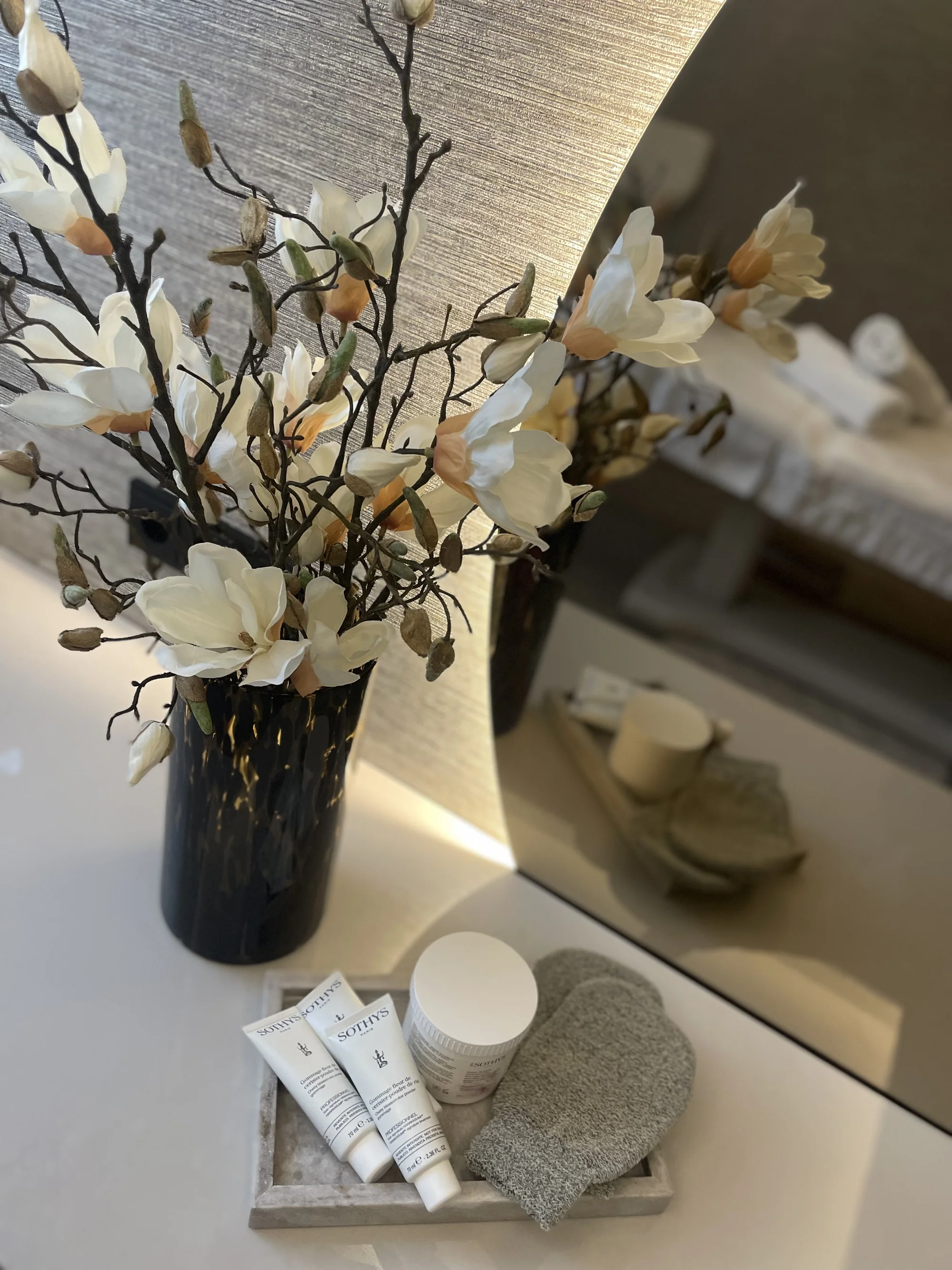 Dopřejte si skvostnou relaxaci: tělové rituály vč. masáže, peelingu i zábalu