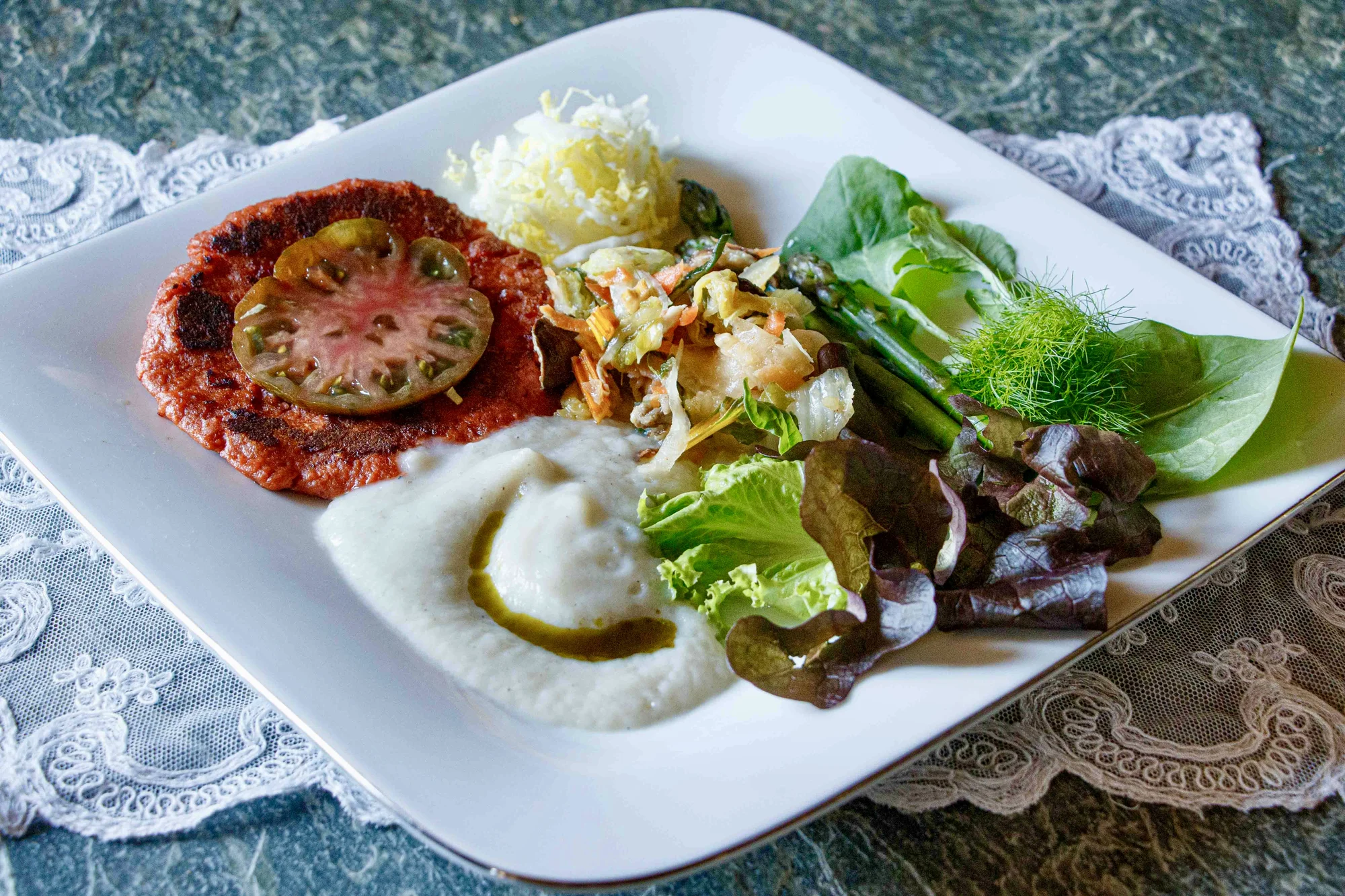 Workshop rostlinné kuchyně v kuchařské škole Presto: teorie i ochutnávky dezertů a omáček