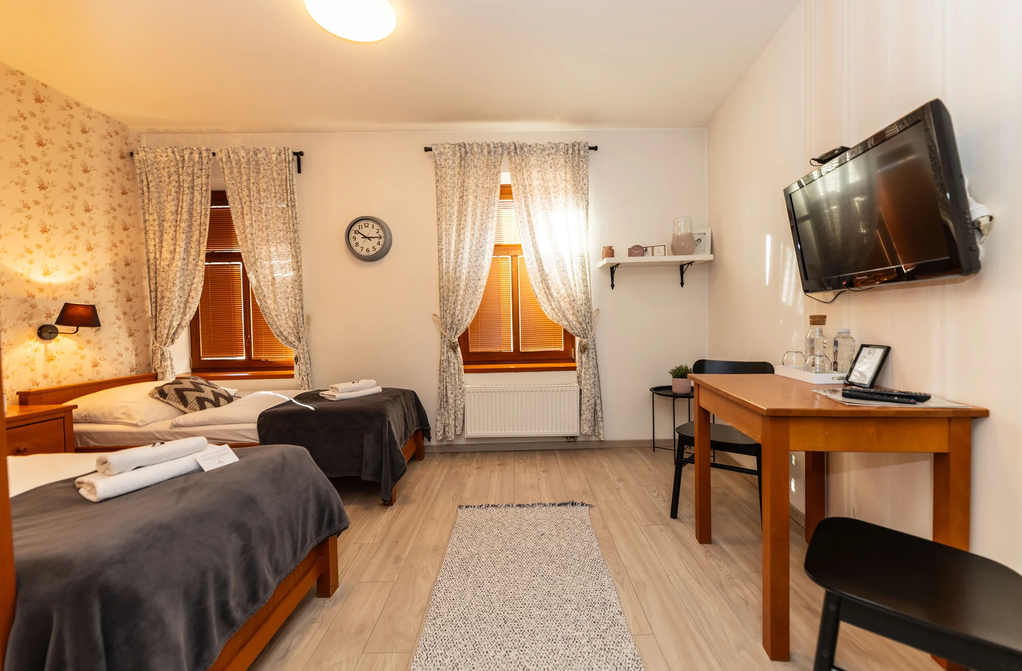 Pobyt v srdci Českého ráje: hotel se snídaní i polopenzí s degustační večeří