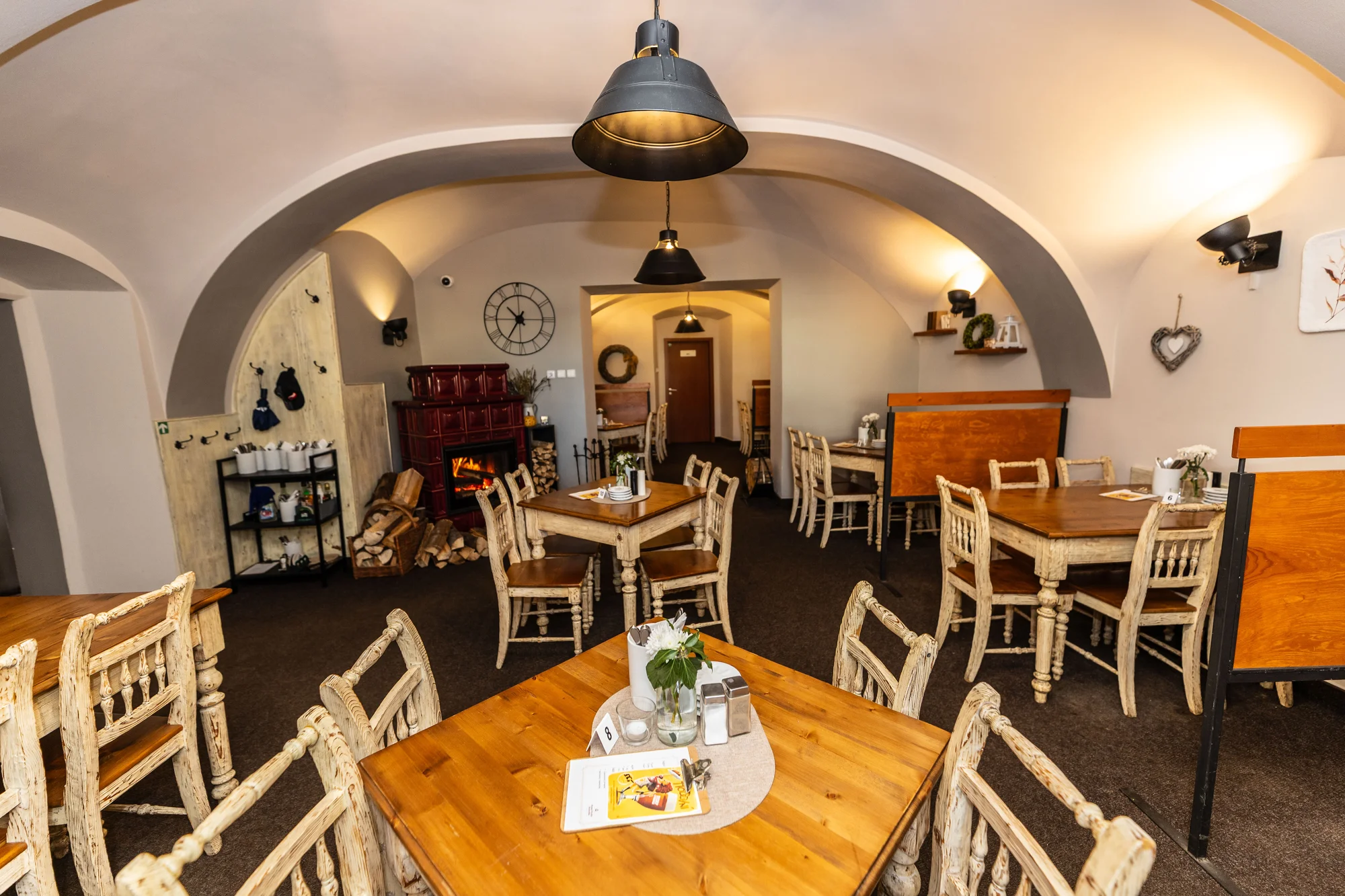 Pobyt v srdci Českého ráje: hotel se snídaní i polopenzí s degustační večeří