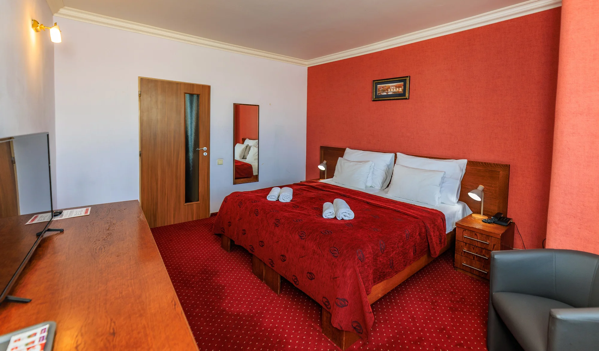 Odpočinek v Praze pro dva: hotel se snídaní a privátním wellness, 2 km od O2 areny