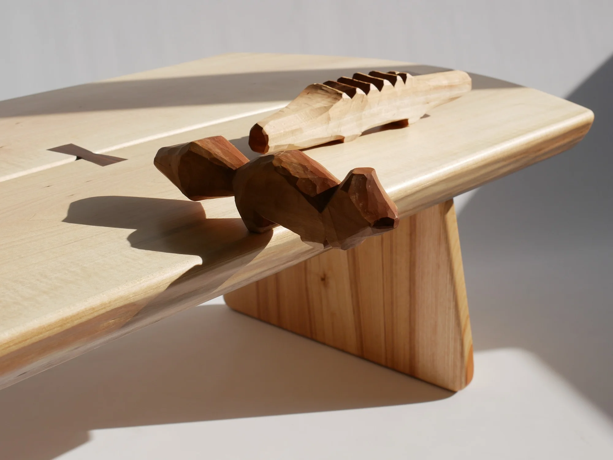 Individuální kurz řezbářství pro 2 osoby: výroba dětské hračky i čajového tácu