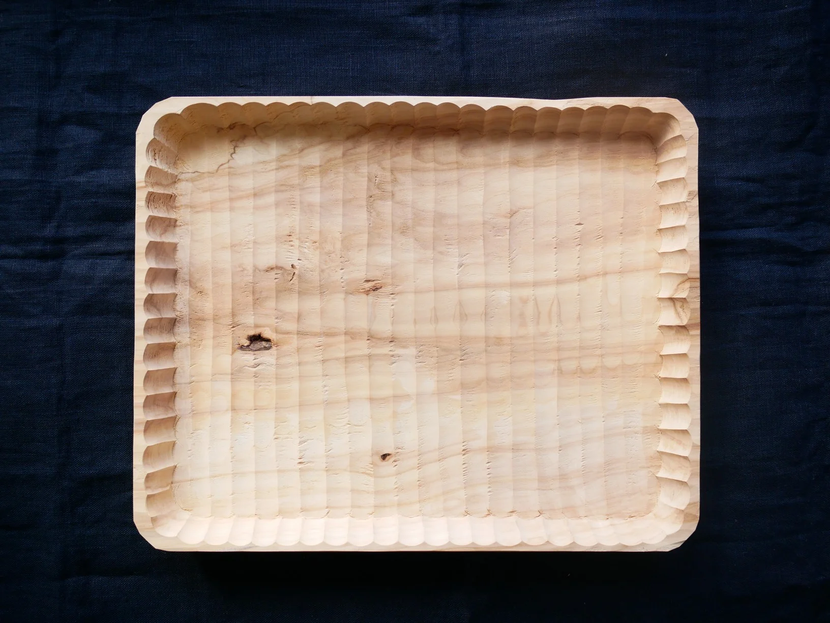 Individuální kurz řezbářství pro 2 osoby: výroba dětské hračky i čajového tácu