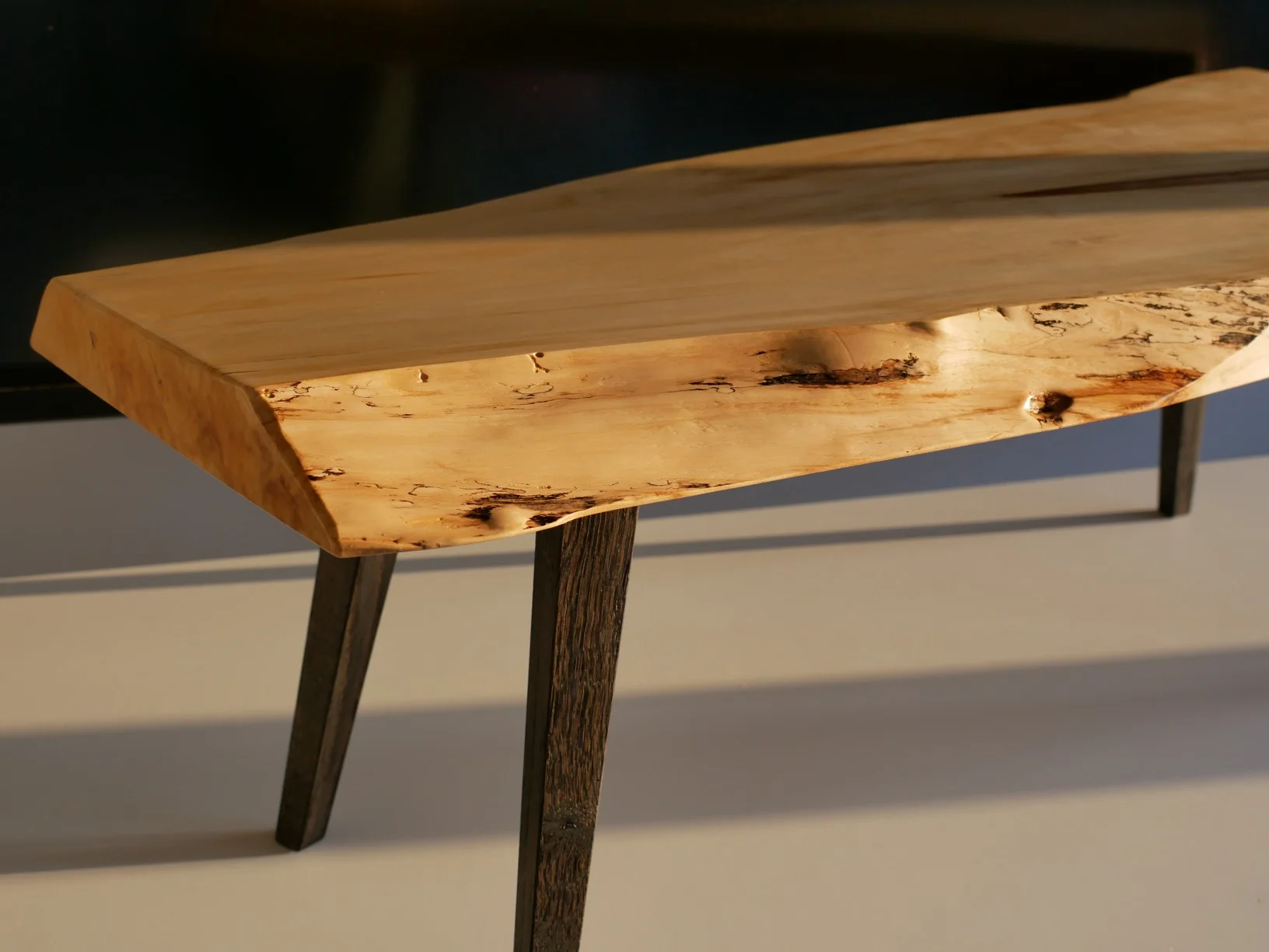 Individuální kurz řezbářství pro 2 osoby: výroba dětské hračky i čajového tácu