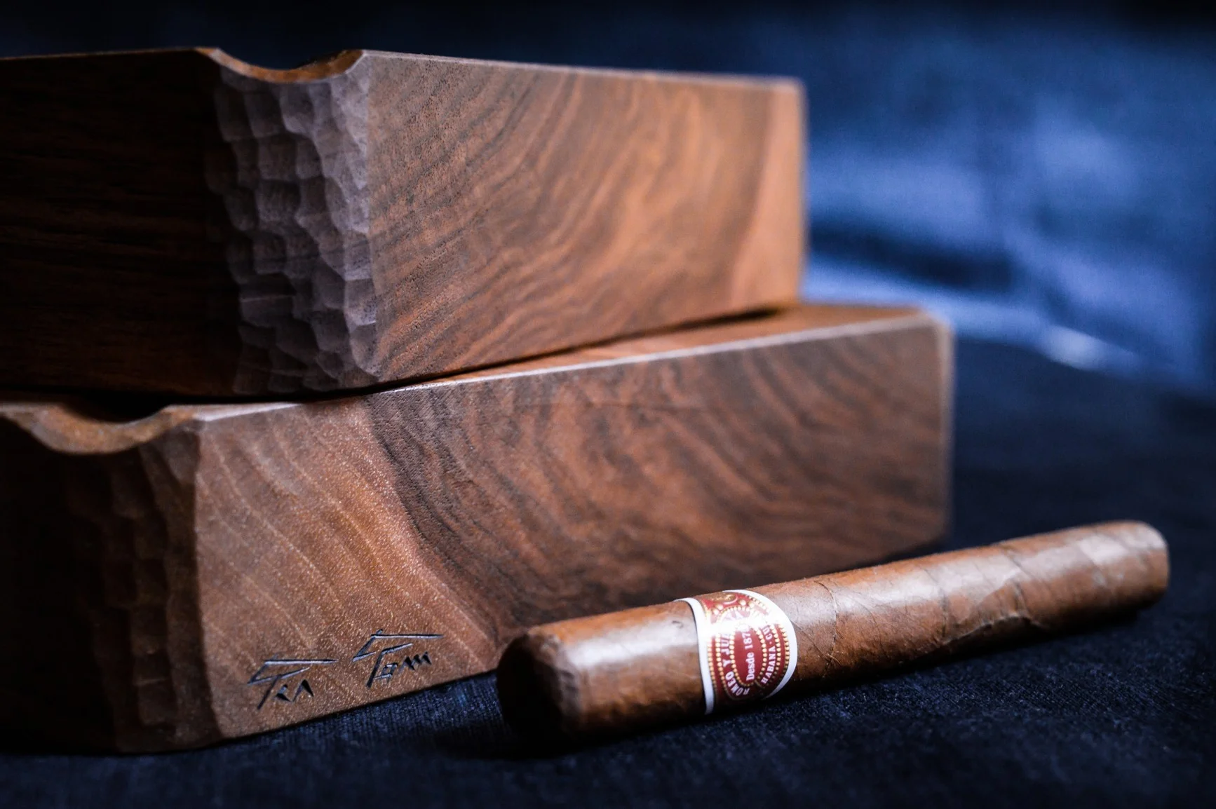 Individuální kurz řezbářství pro 2 osoby: výroba dětské hračky i čajového tácu