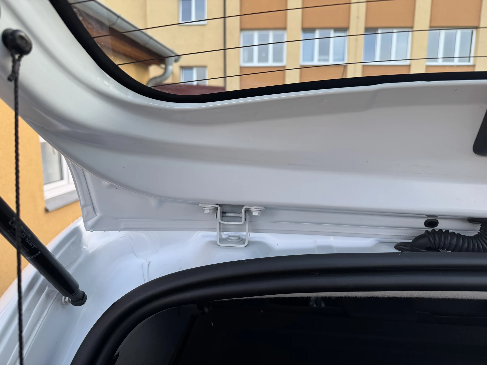 Čištění exteriéru a interiéru i vč. tepování: všechny velikosti aut