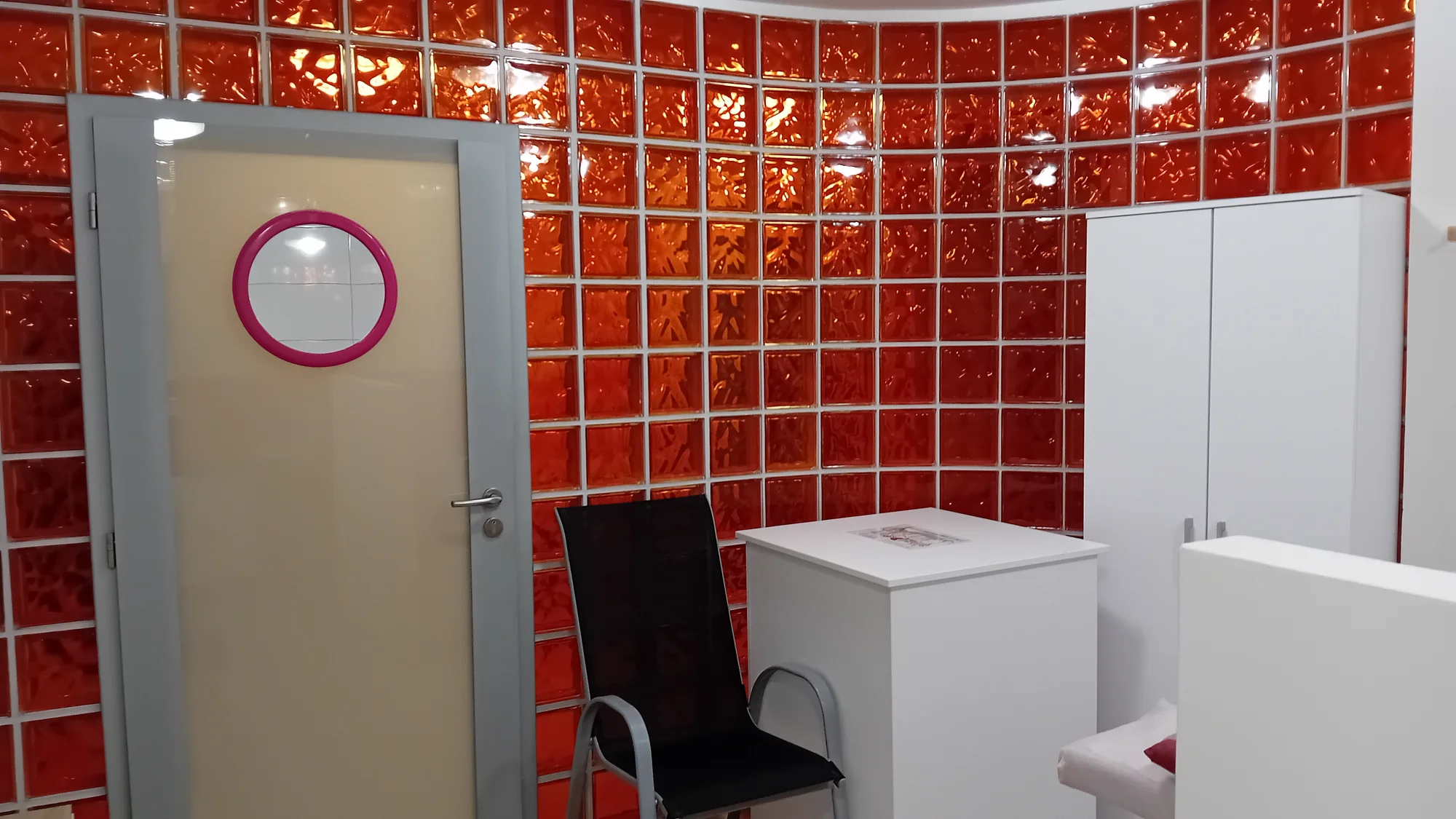 Speciální masáže: čokoládová, lymfatická, anticelulitidní i balíček pro ženy