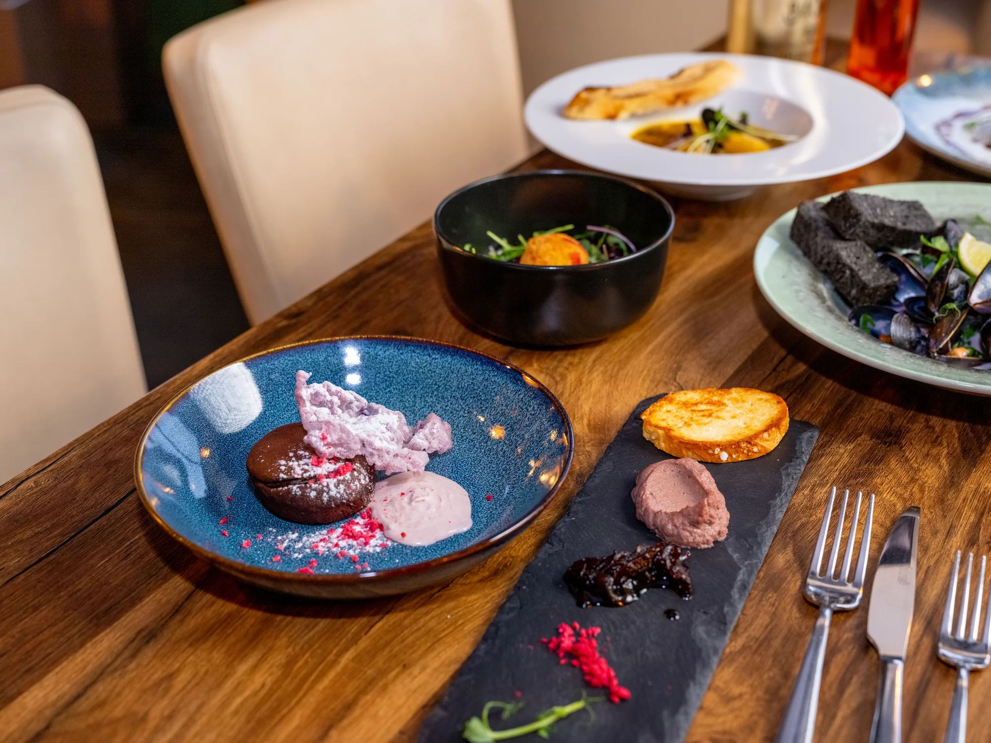 Chutě Francie: luxusní degustační menu o 9 chodech pro 2 osoby