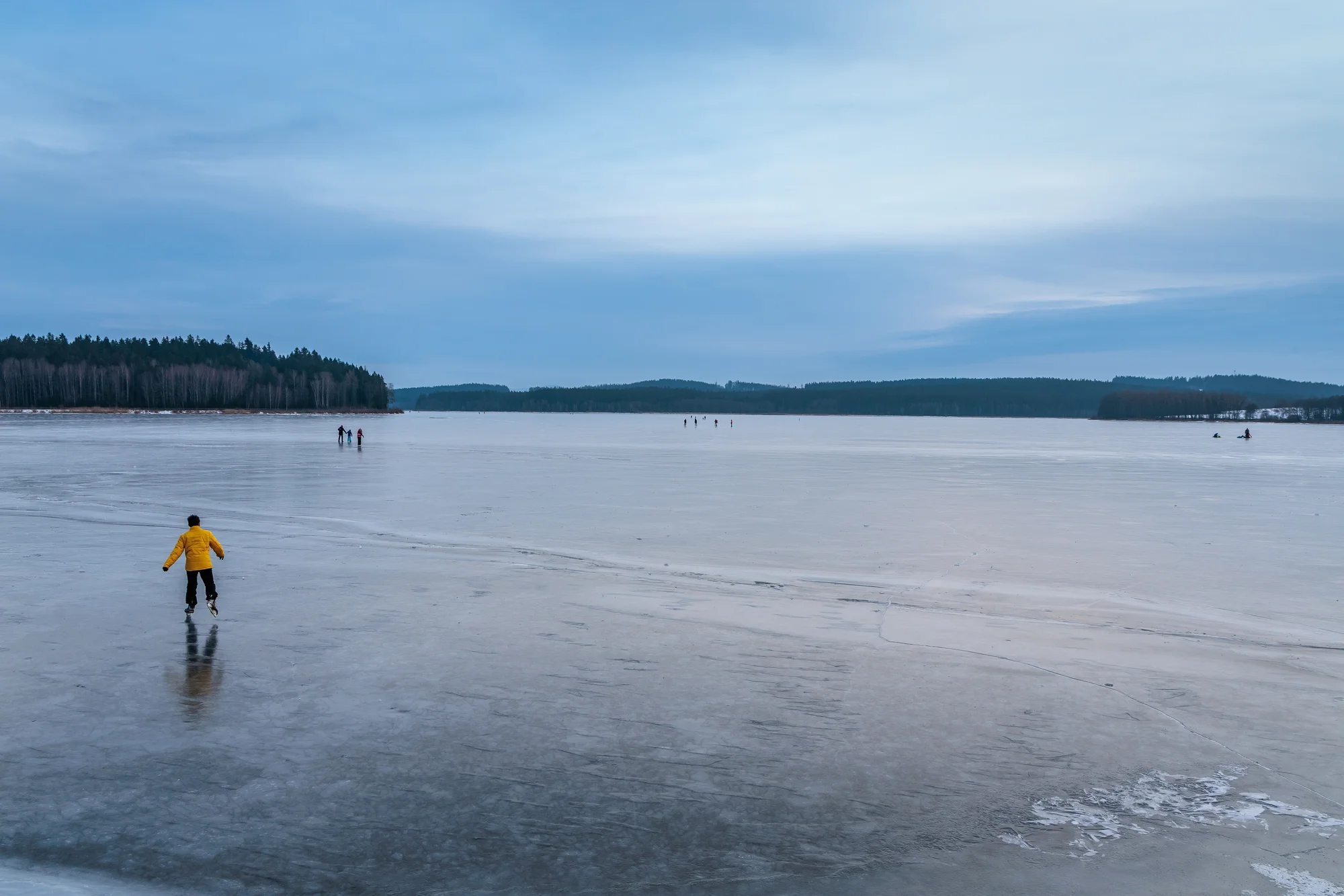Pobyt u Lipna: chata až pro 6 osob s vlastní venkovní vířivkou, půjčení kol