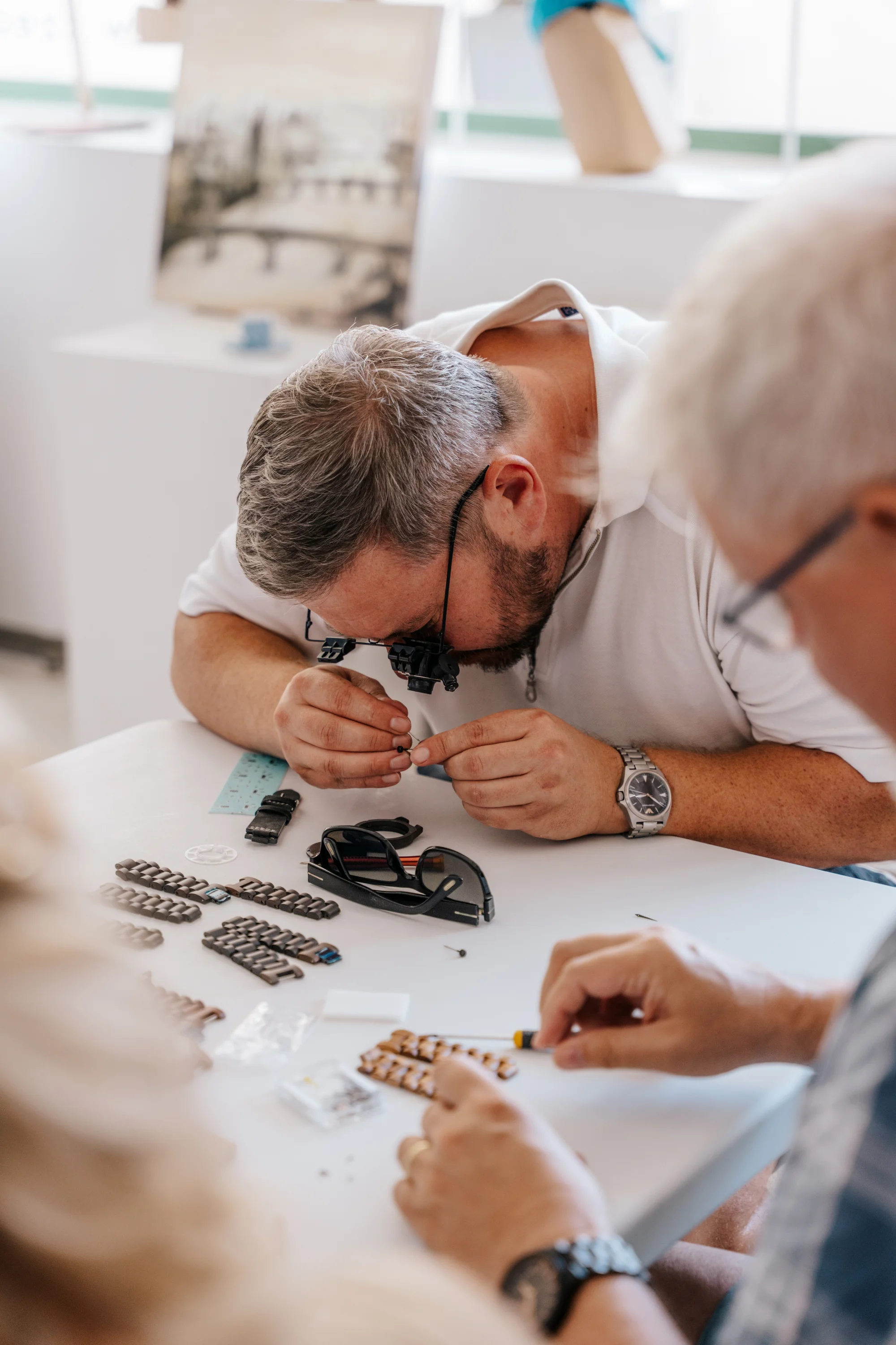 Workshop výroby hodinek TimeWood pro 1 nebo 2 osoby v Praze či Ostravě