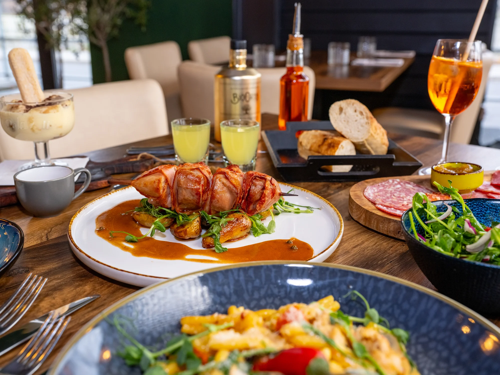 Hostina po italsku: 4chodové menu pro dva vč. aperitivu a digestiva