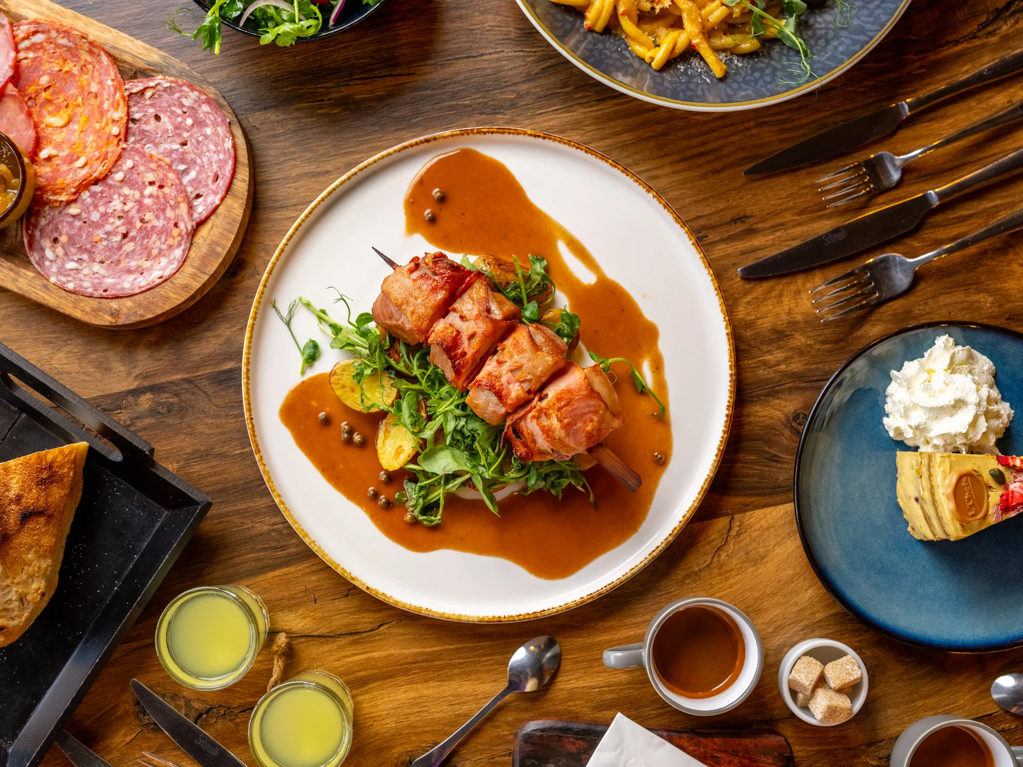 Hostina po italsku: 4chodové menu pro dva vč. aperitivu a digestiva