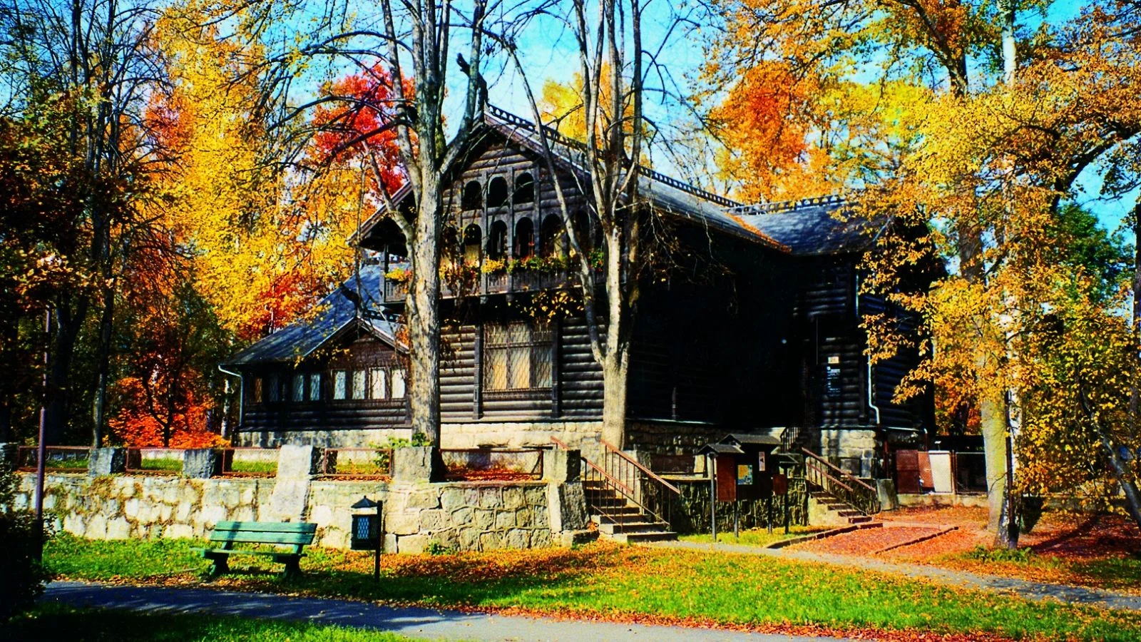 Dovolená v lázeňském městě Jelení Hora: snídaně i vstup do bazénu a sauny