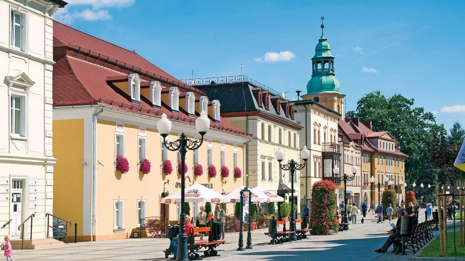 Dovolená v lázeňském městě Jelení Hora: snídaně i vstup do bazénu a sauny