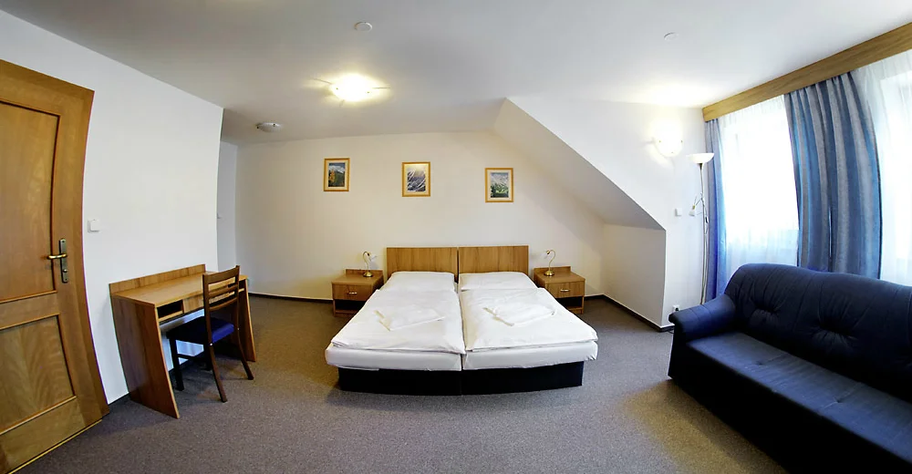 Královský odpočinek pod Tatrami v Kaštielu Lučivná: nádherná příroda, snídaně, možnost wellness