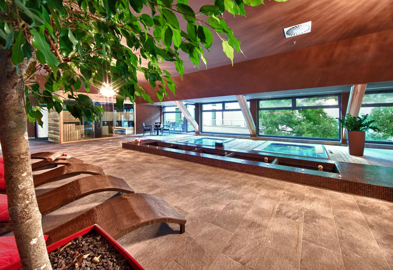 Pobyt v oblíbeném 4* hotelu Holiday Inn Trnava: designový interiér, snídaně i wellness