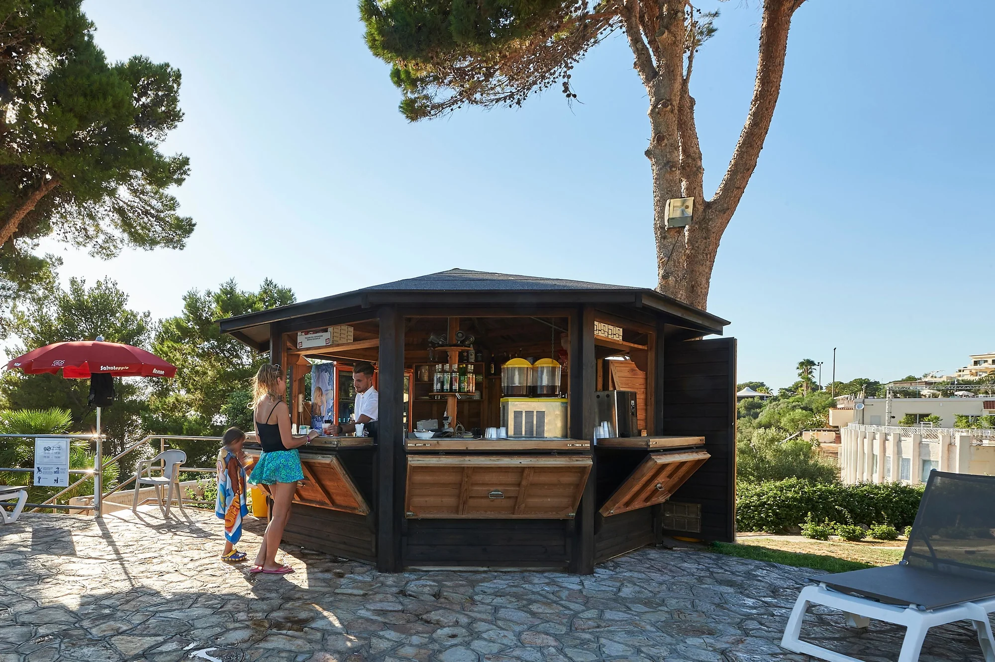 Sicílie: 4* hotel s vodním parkem, strava dle výběru od snídaní po all inclusive