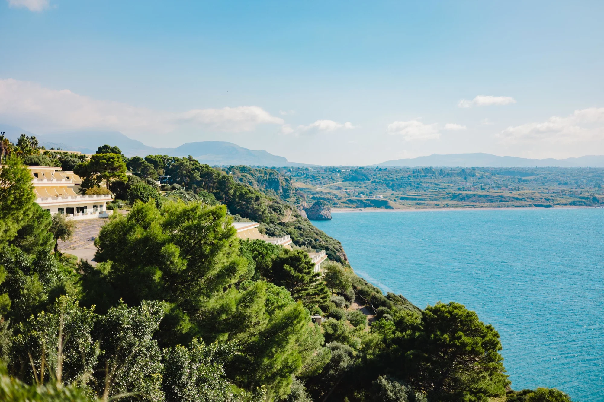 Sicílie: 4* hotel s vodním parkem, strava dle výběru od snídaní po all inclusive