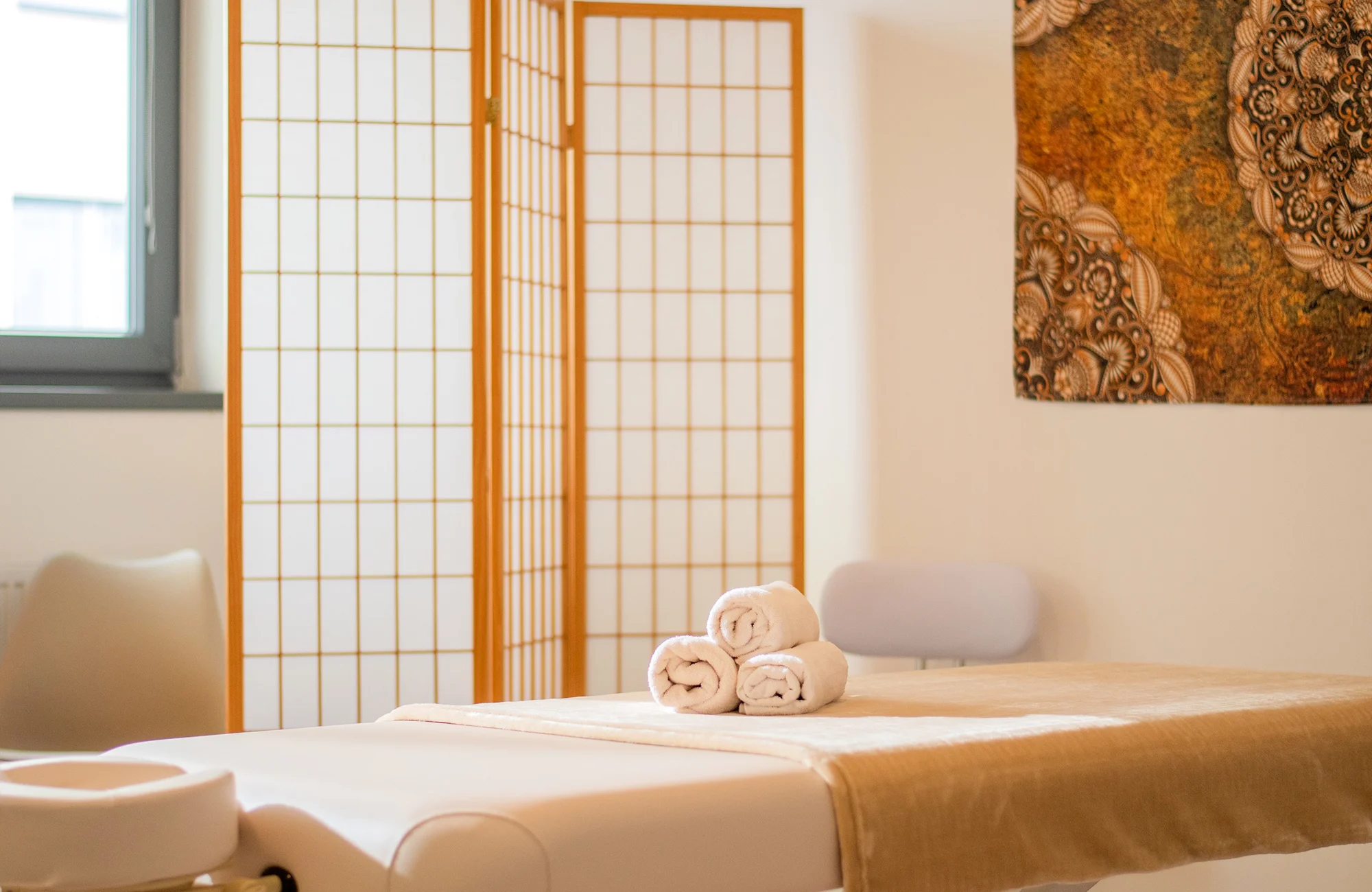 Uvolnění pro nastávající maminky: těhotenská aromaterapeutická masáž v délce 60 min.