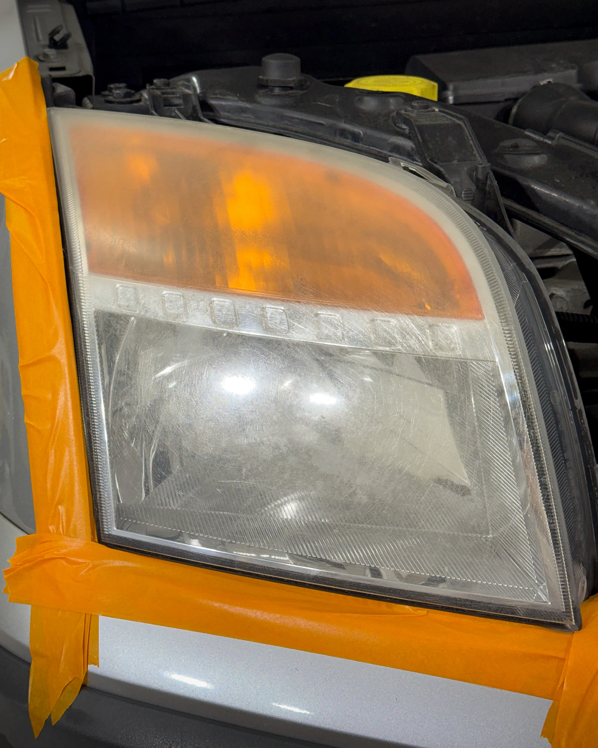 Bezpečná jízda: renovace obou předních světlometů vč. keramiky