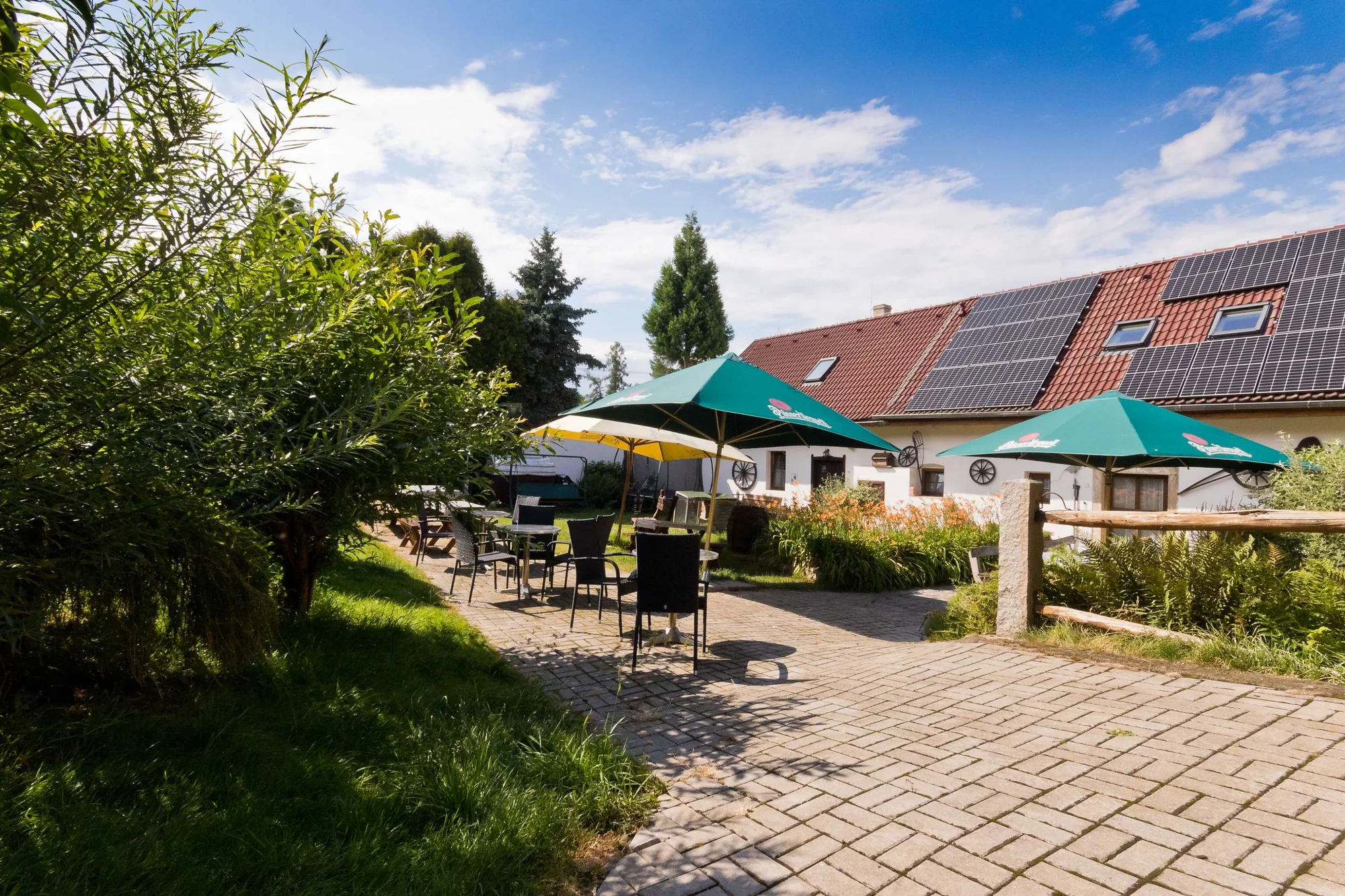 Dovolená v jižních Čechách: pobyt s možností stravy, v létě každý den bazén a spousta výletních cílů