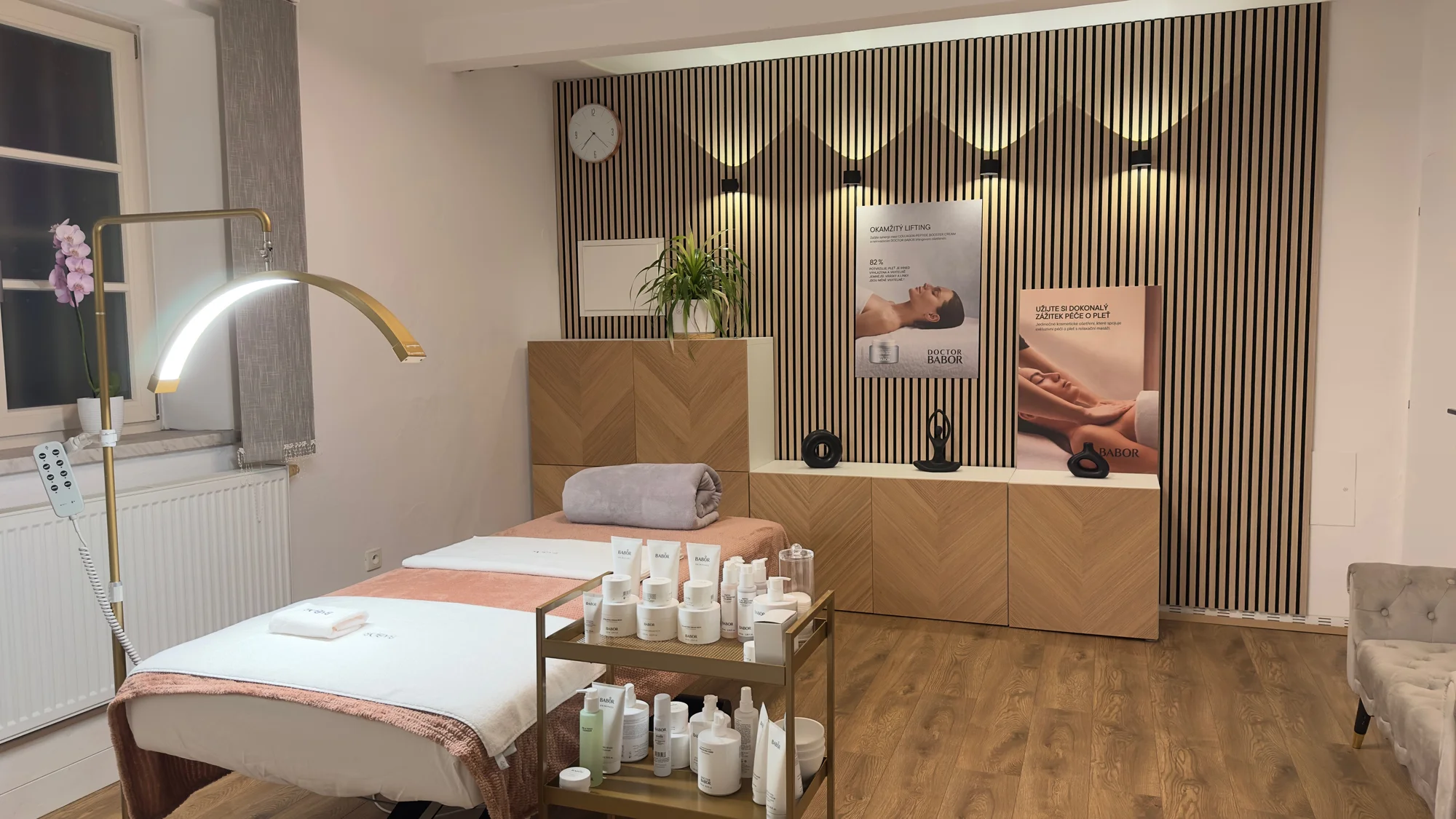 Péče o pleť na míru: základní, komplexní i liftingové ošetření