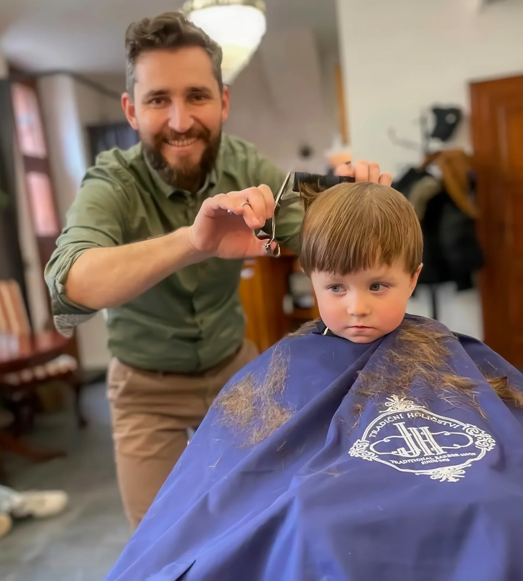 Pánské holičství: úprava vousů, holení i střih vlasů, 30 až 60 minut