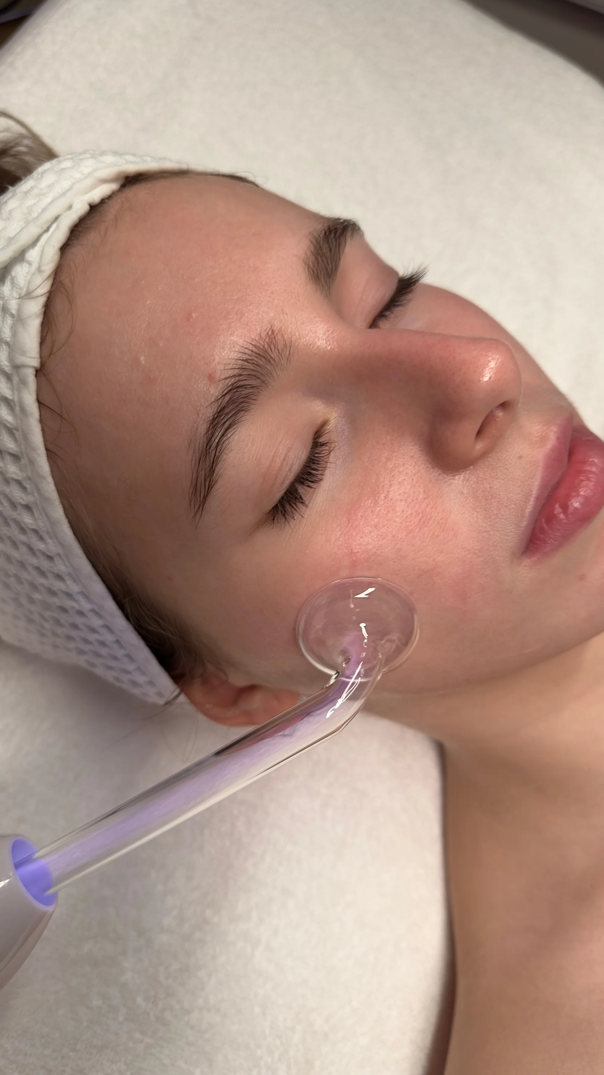 Péče o pleť na míru: základní, komplexní i liftingové ošetření