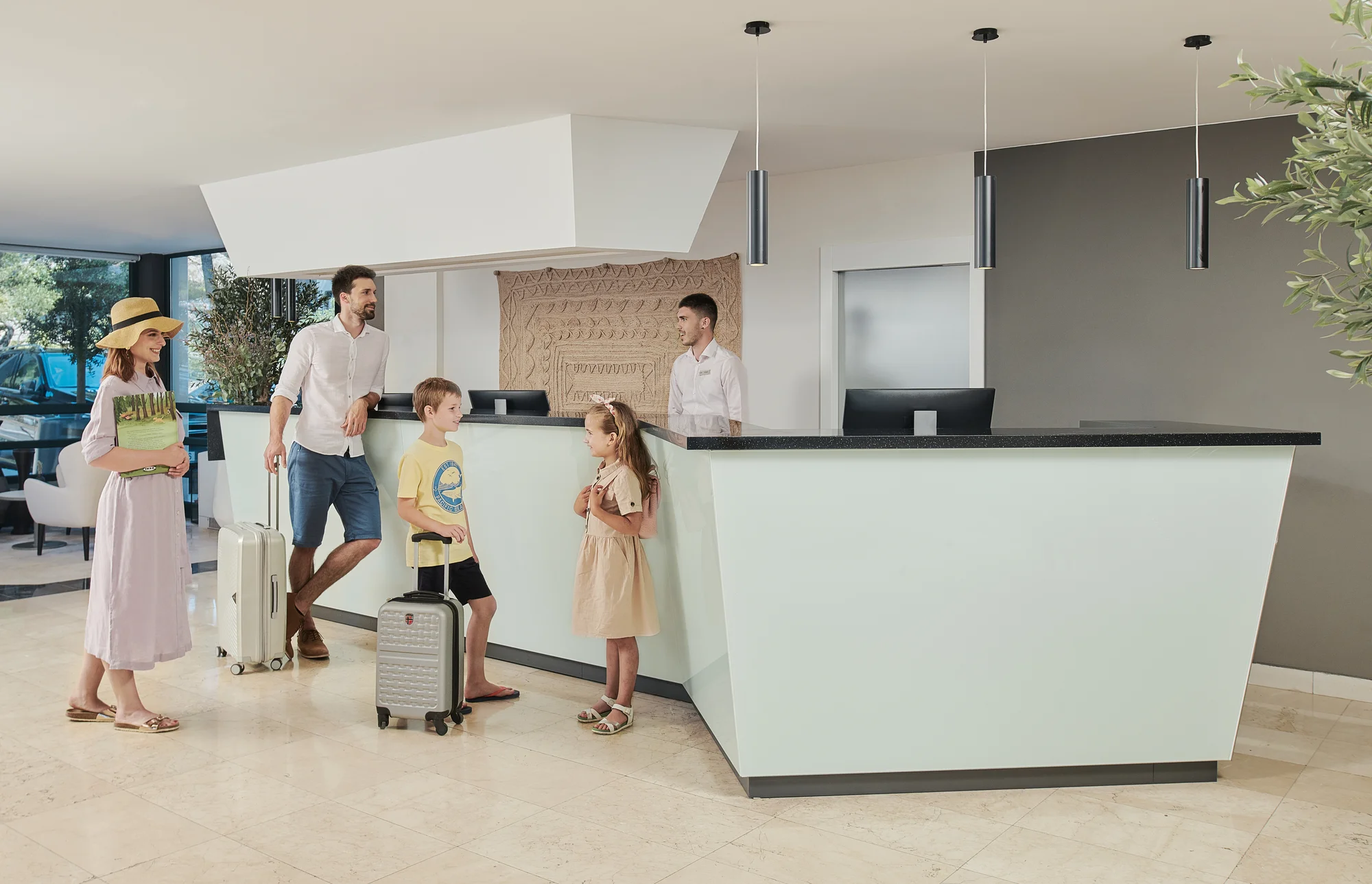 Moderní hotel na Makarské přímo u moře: bazény, all inclusive a animace