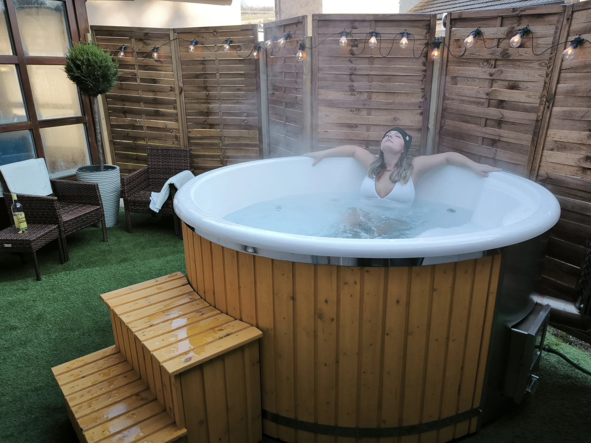 Pobyt ve wellness penzionu nedaleko Kroměříže se zahradou, krytým bazénem, masážním sudem a infrasaunou