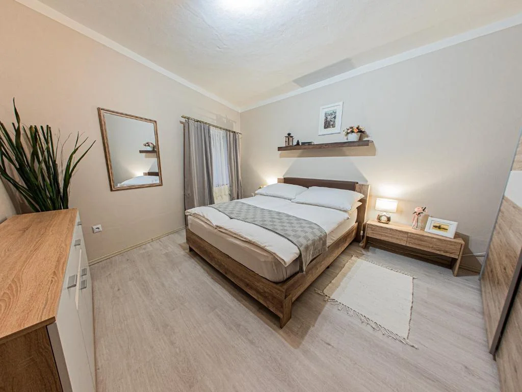 Šik apartmány v historicky cenné budově blízko centra Banské Štiavnice