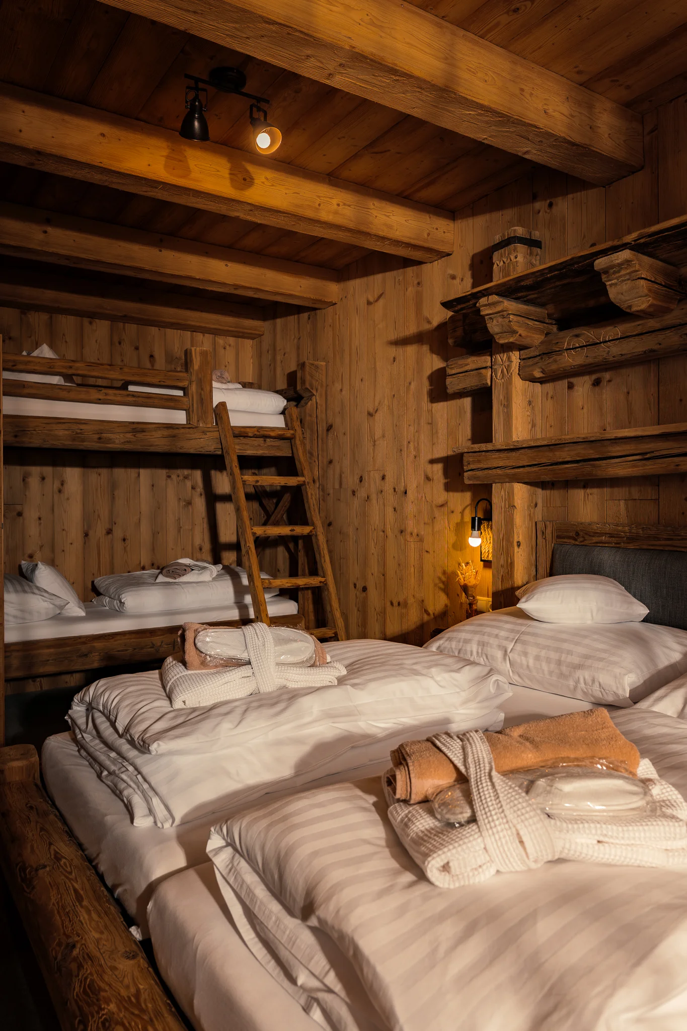 Pobyt ve Slovenském ráji v pohodlných pokojích i apartmánech: jídlo a wellness