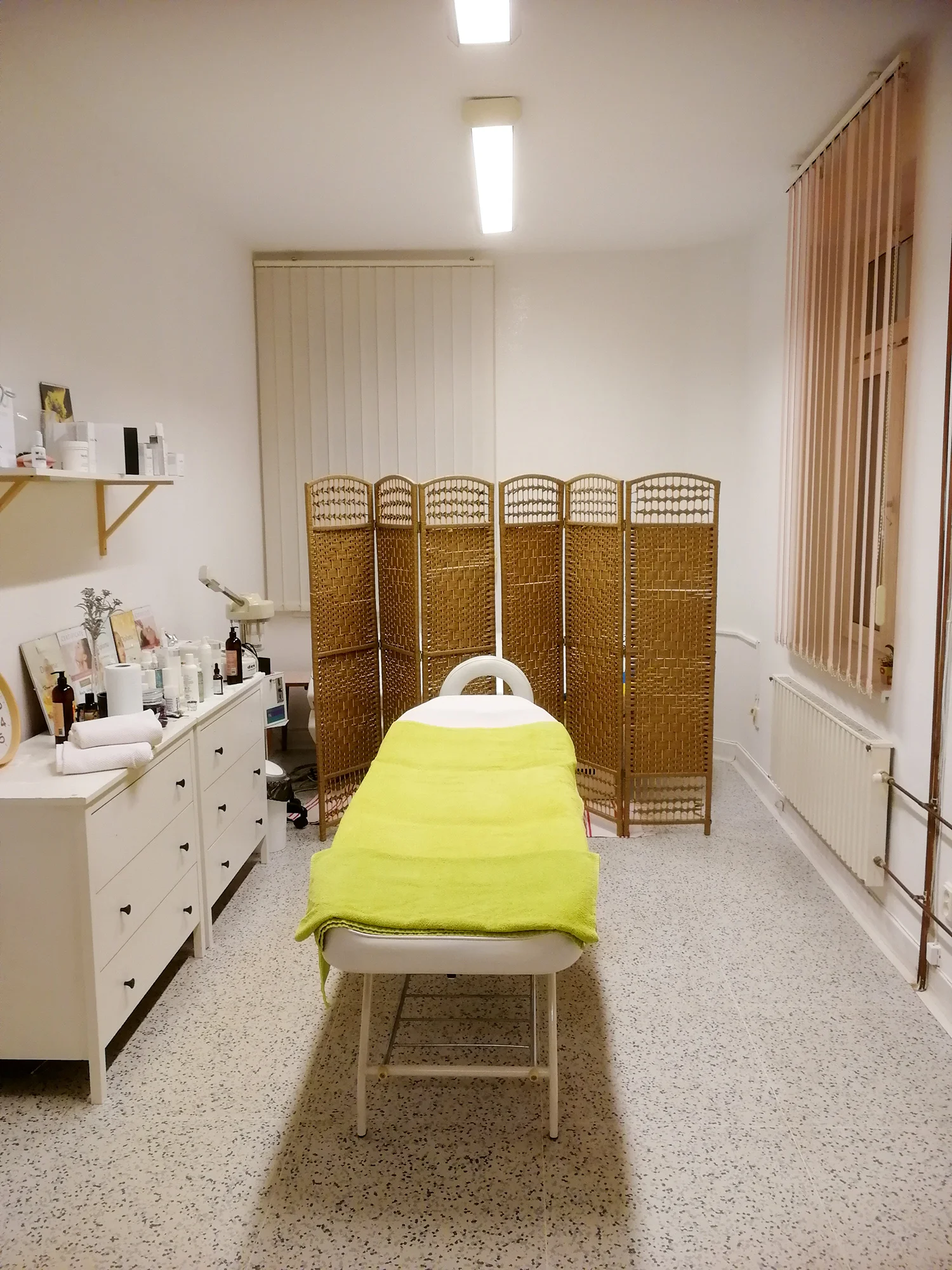 Až 2 000 Kč na cokoliv v kosmetickém a wellness salonu Relax Dolní Lomná