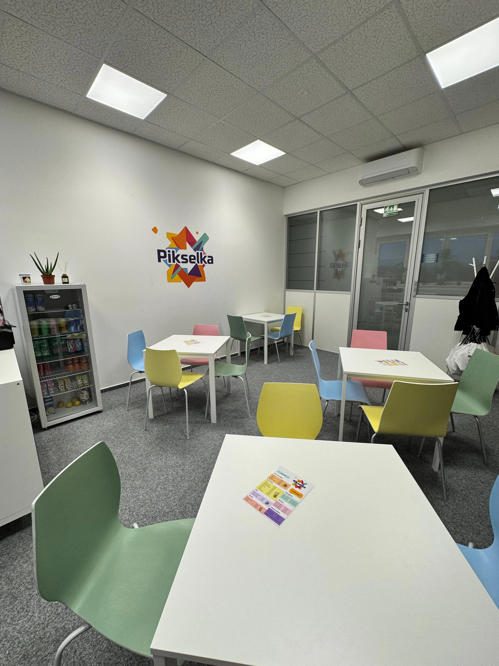 Pohybová hra Pikselka: spojení pohybu, zábavy a moderní technologie, 30 minut