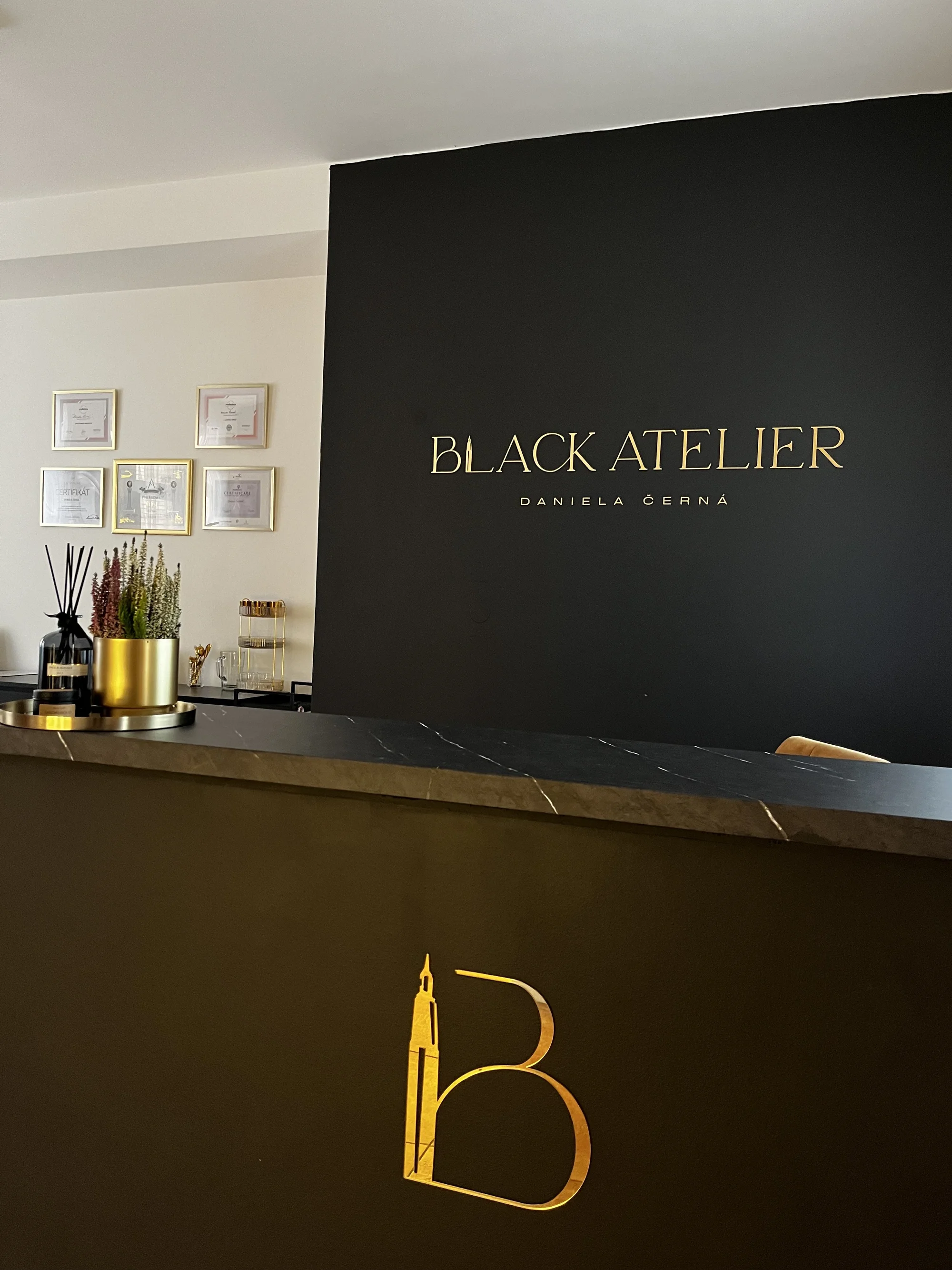 Otevřené vouchery na permanentní make-up i laminaci řas a obočí