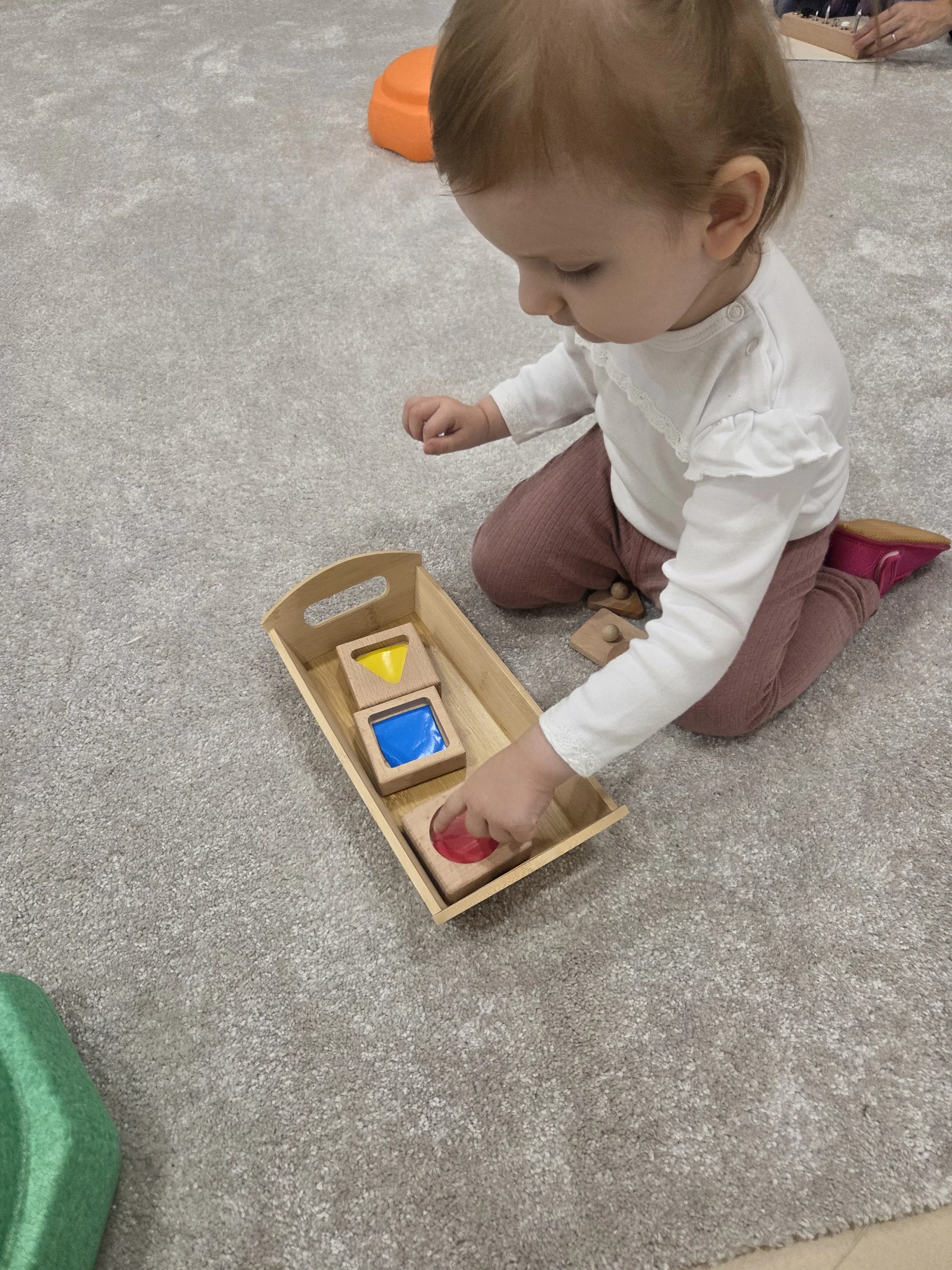 Montessori dílničky: rozvoj motoriky, pozornosti i smyslů, 1–5 vstupů