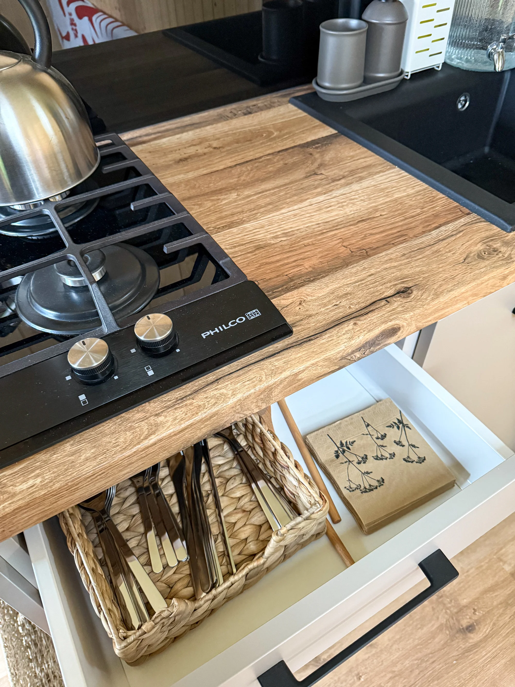 Romantika uprostřed moravské přírody: útulná maringotka s veškerým zázemím