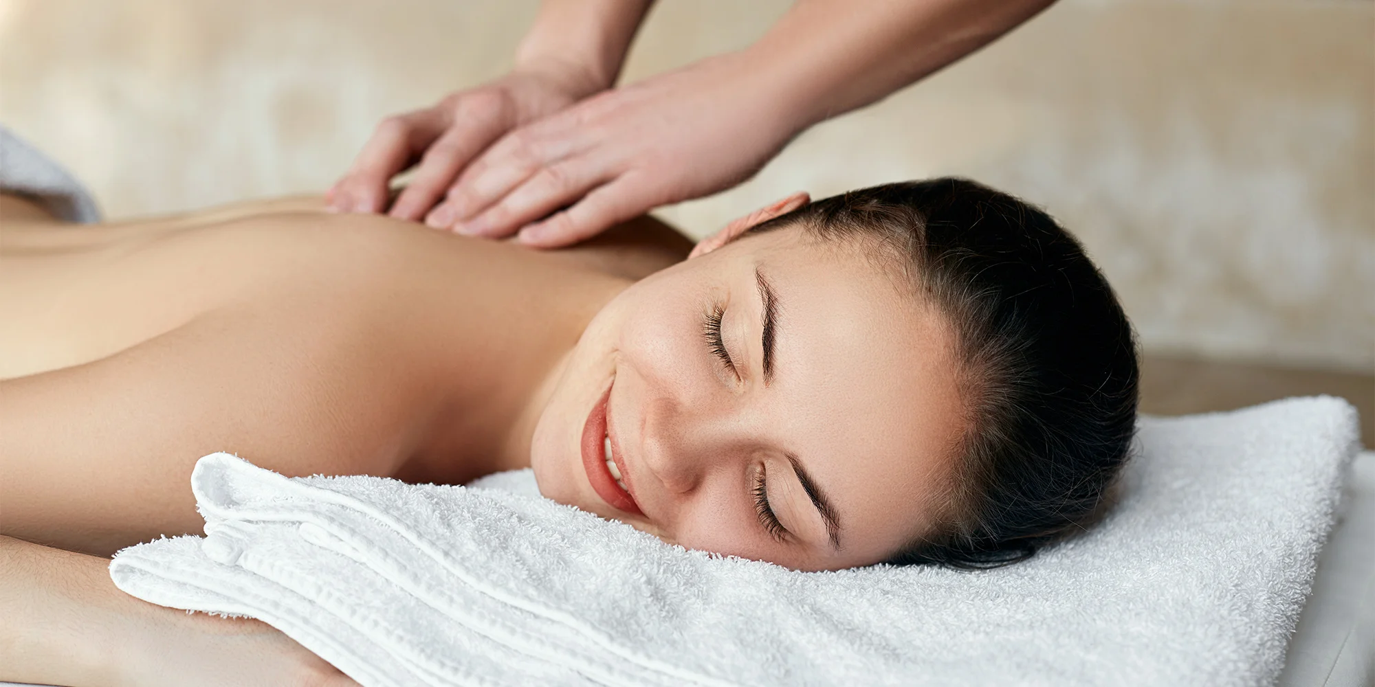 Relaxační masáž zad, nohou i celého těla