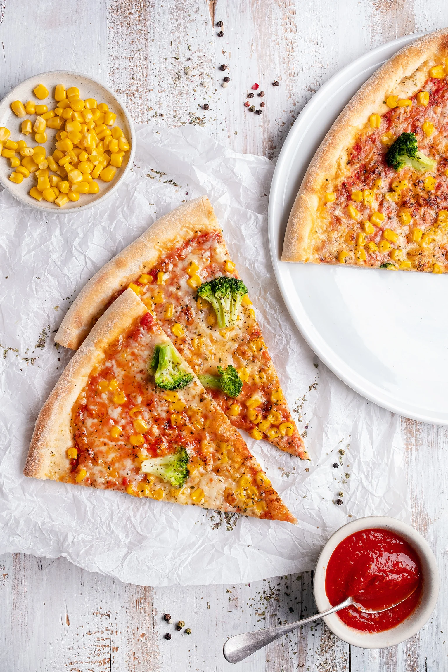 Turbo pizza: 1/4 pizzy podle výběru nebo voucher na 300 Kč na cokoliv