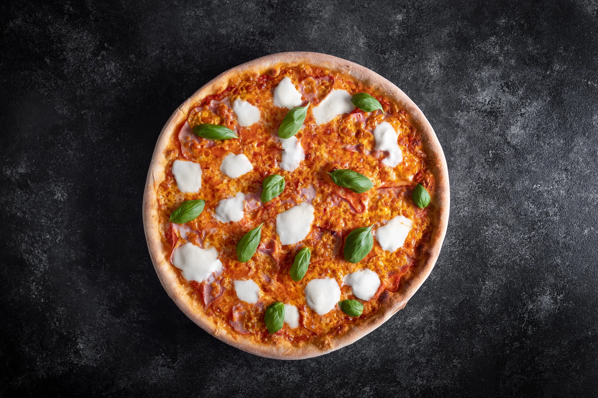 Turbo pizza: 1/4 pizzy podle výběru nebo voucher na 300 Kč na cokoliv