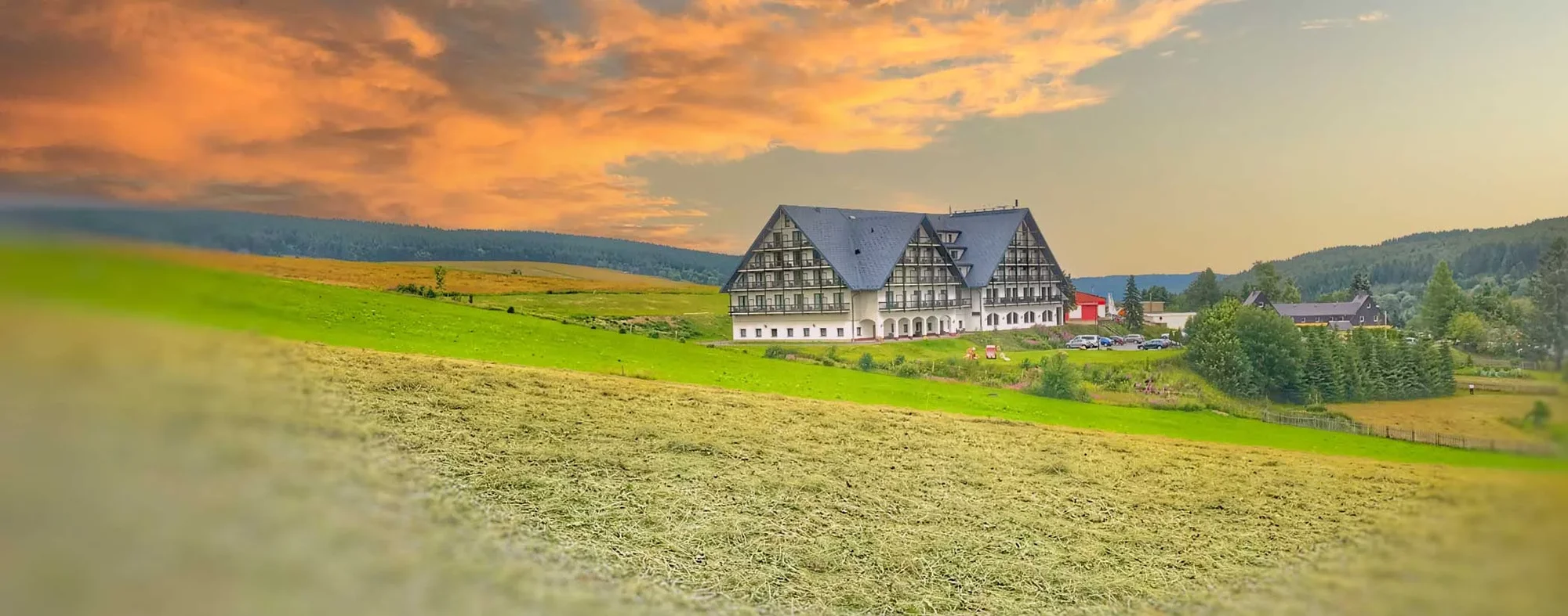 Oberwiesenthal: pobyt ve 4* hotelu s polopenzí, 6 km od Klínovce