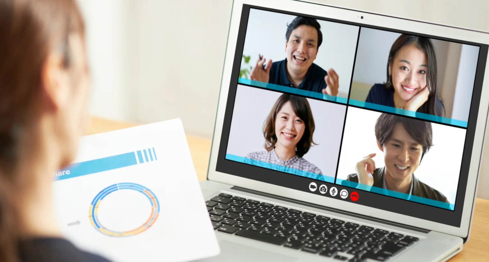 Živé online kurzy i konzultace s lektorem: naučte se využívat AI v běžném i pracovním životě