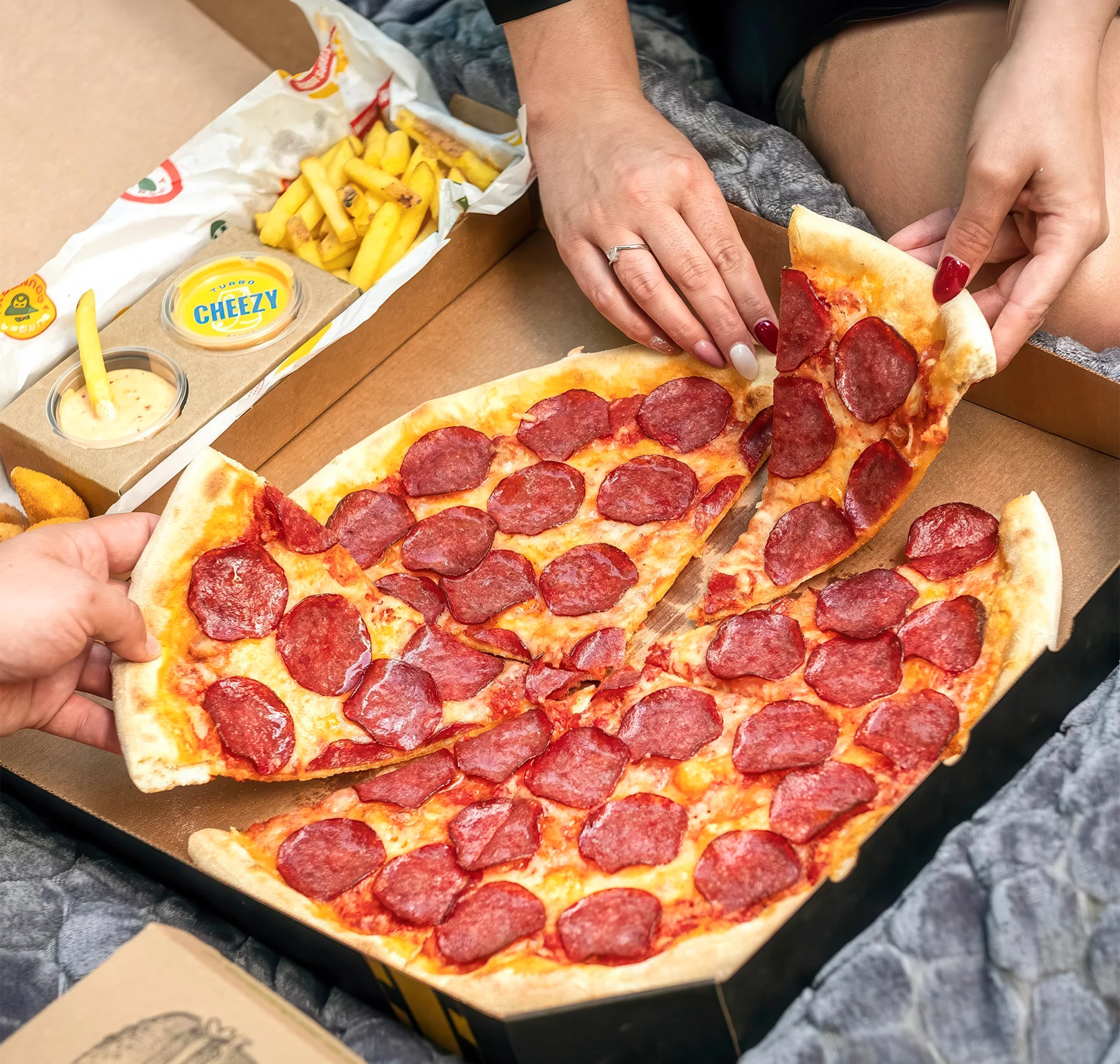 Turbo pizza: 1/4 pizzy podle výběru nebo voucher na 300 Kč na cokoliv