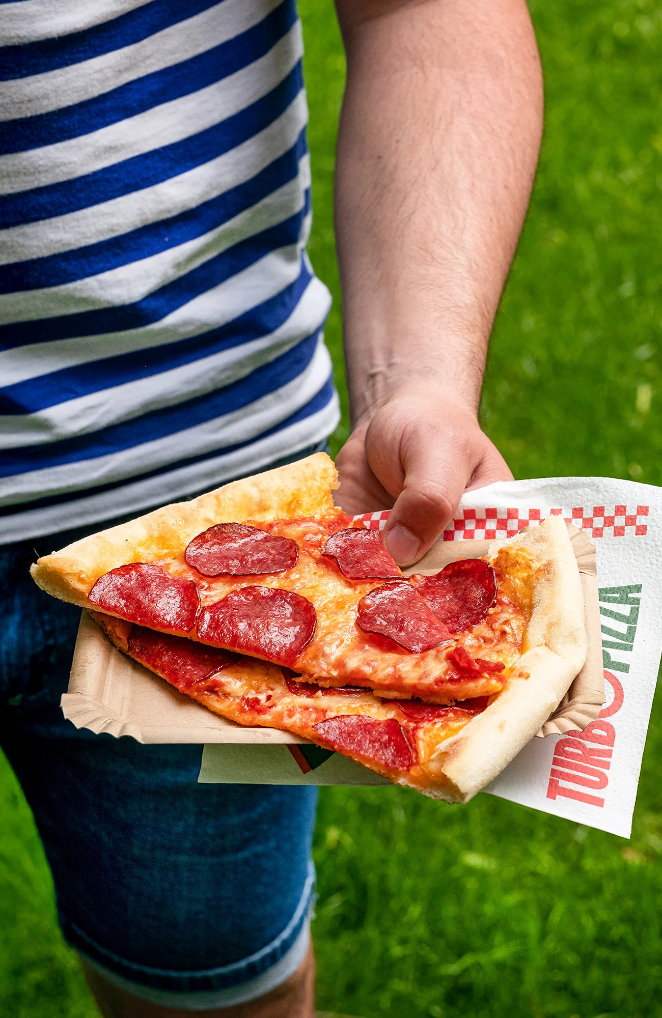 Turbo pizza: 1/4 pizzy podle výběru nebo voucher na 300 Kč na cokoliv