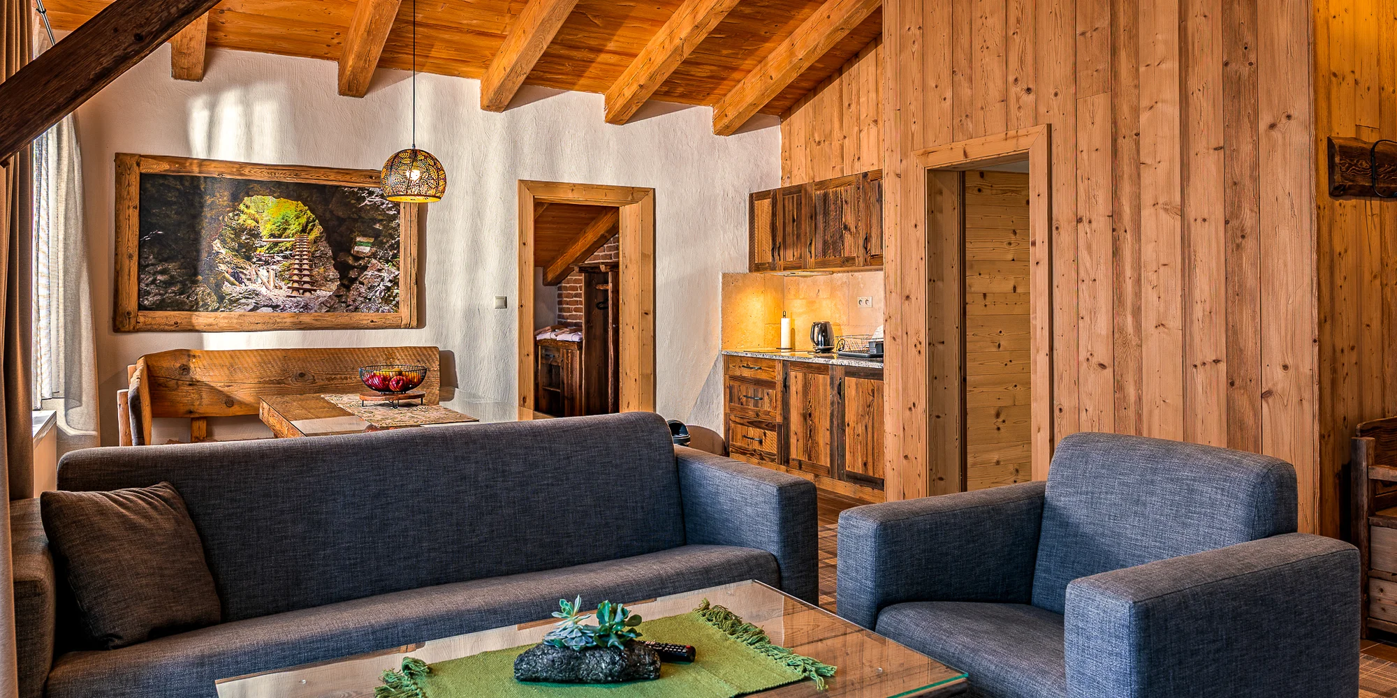 Pobyt ve Slovenském ráji v pohodlných pokojích i apartmánech: jídlo a wellness