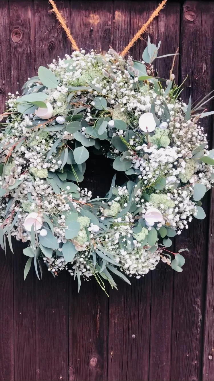 Workshop vázání sezónního či adventního věnce: pro 1 či 2 osoby, 2–3 hod.