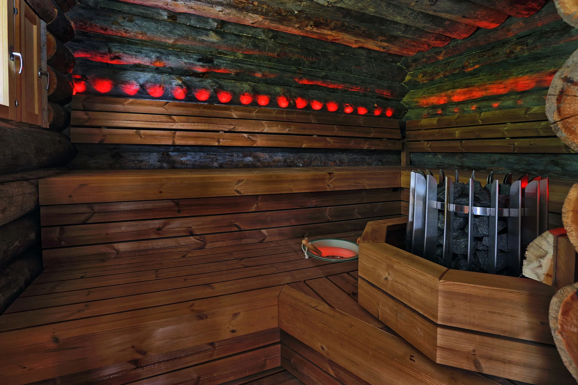 Pobyt v Tyrolsku: 4* hotel se snídaní, neomezeně wellness a sauny, vyžití pro děti