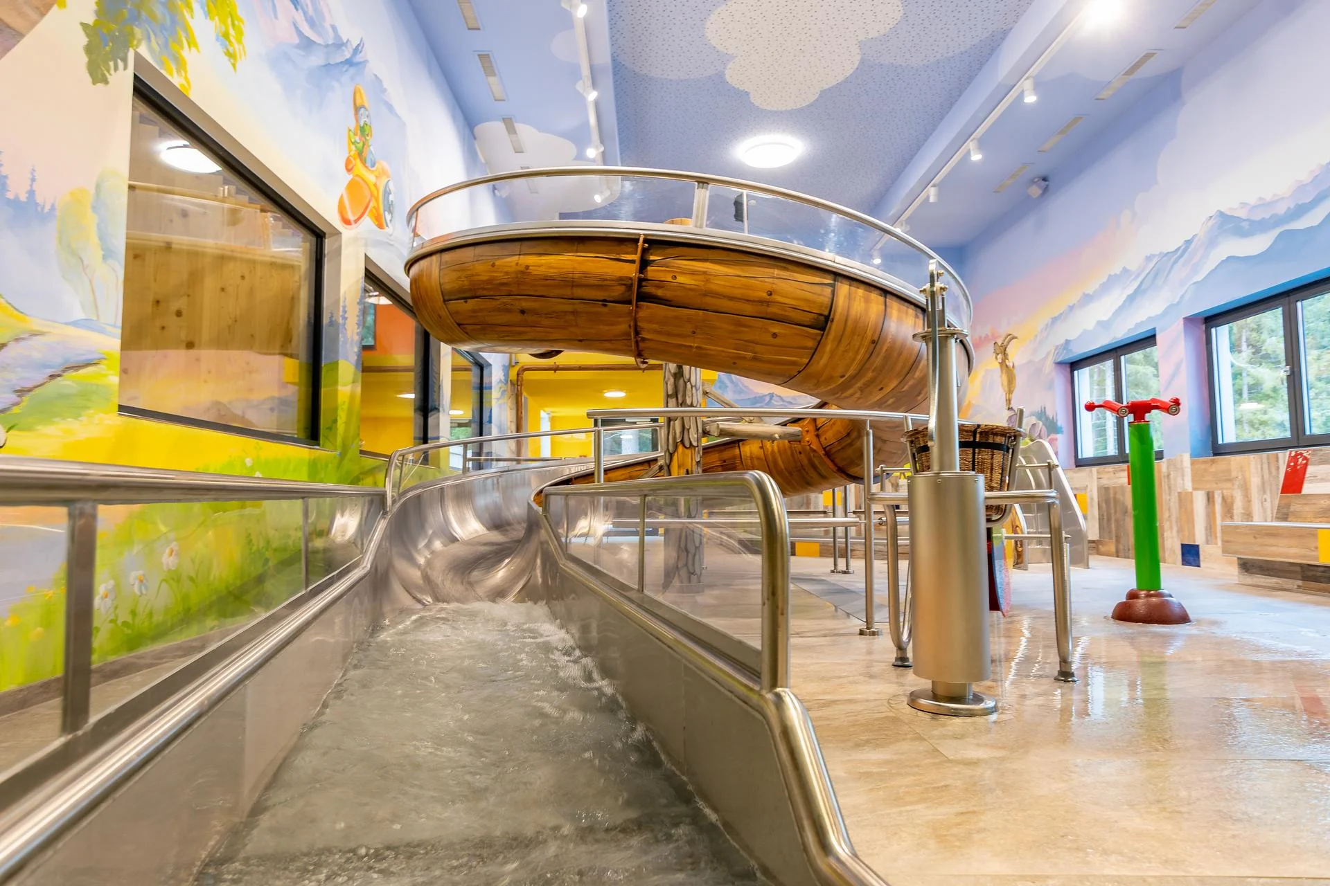 Pobyt v Tyrolsku: 4* hotel se snídaní, neomezeně wellness a sauny, vyžití pro děti