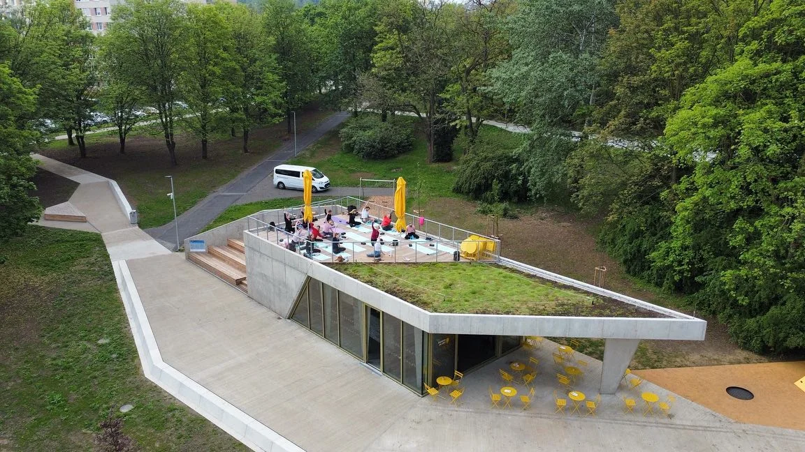 Snídaňový brunch ve vyhřívaném iglú uprostřed parku: menu pro 2-6 osob a super výhled