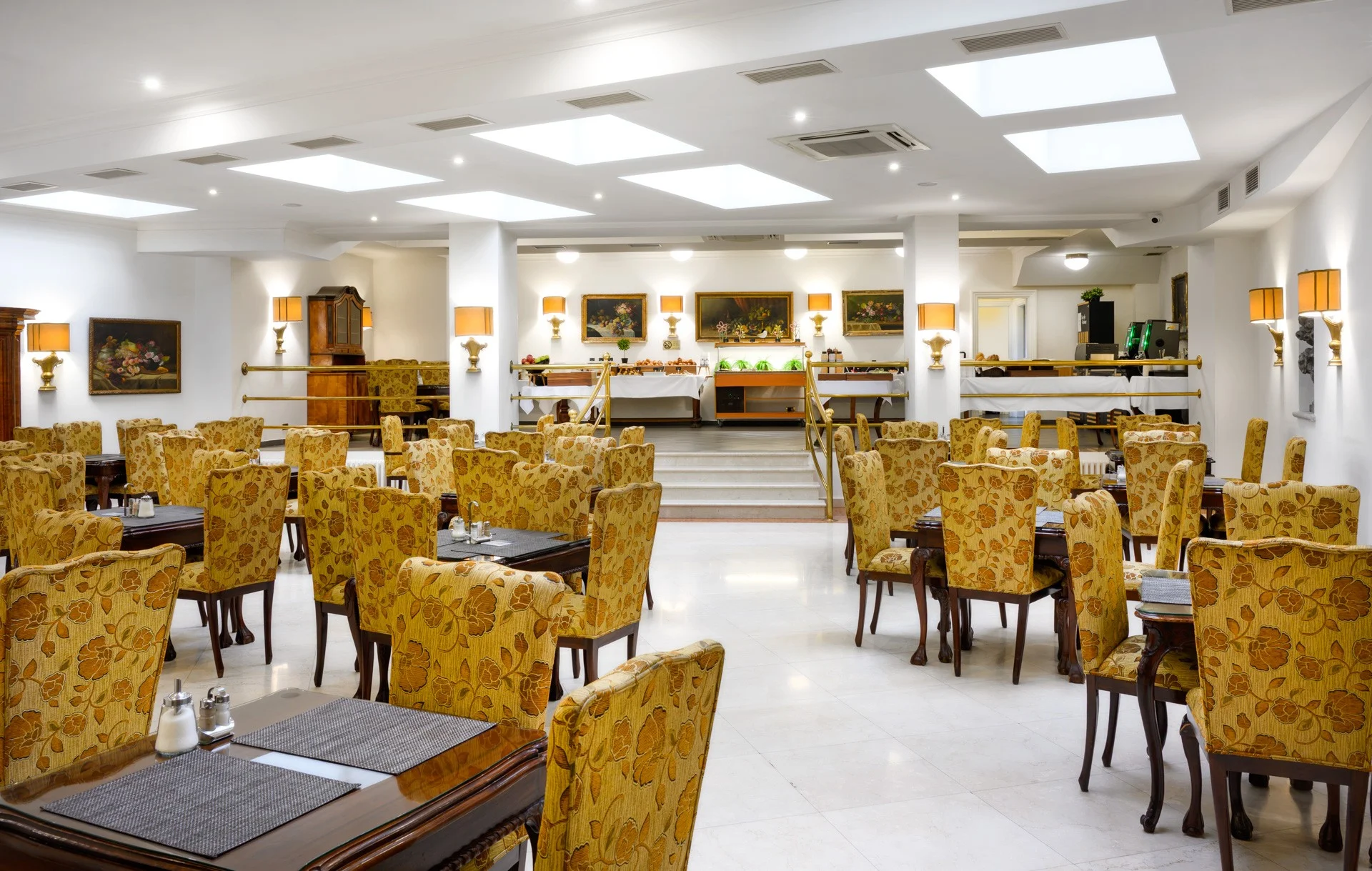 Odpočinkový pobyt pro dva na Starém městě: 4* ubytování se snídaní a procházky Prahou